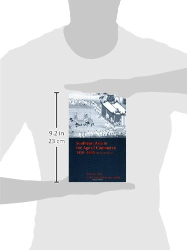 Southeast Asia In The Age Of Commerce, 14501680: Volume One: The Lands Below The Winds,Used