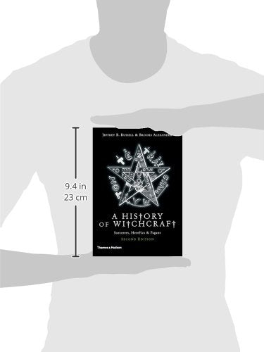 A History of Witchcraft: Sorcerers, Heretics, & Pagans,Used