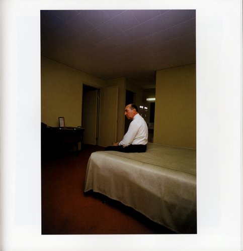 Edward Hopper & Company: Hopper's Influence on Photography: Robert Adams, Diane Arbus, Harry Callahan, William Eggleston, Walker,Used