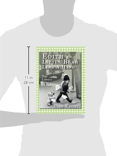 Edith And Little Bear Lend A Hand: The Lonely Doll Series,Used