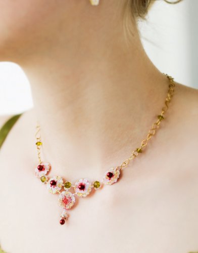 Making Beautiful Jewelry,Used