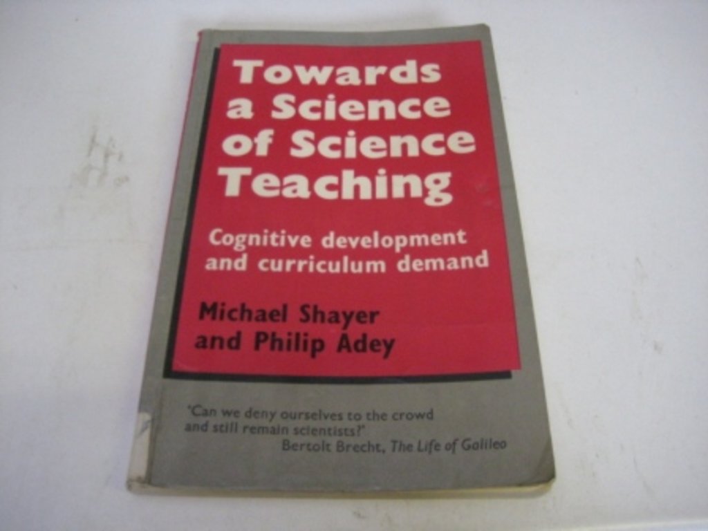 TOWARDS SCIENCE, SCIENCE TEACHING,Used