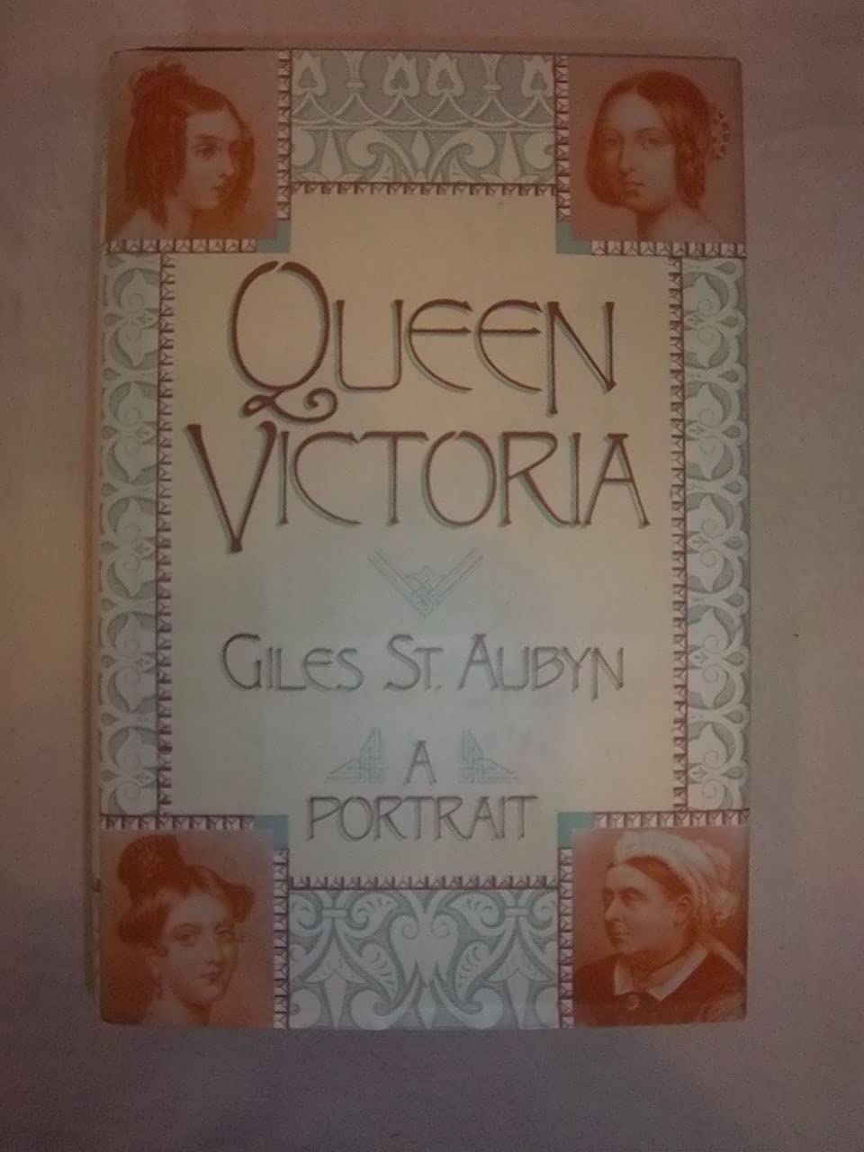 Queen Victoria: A Portrait,Used