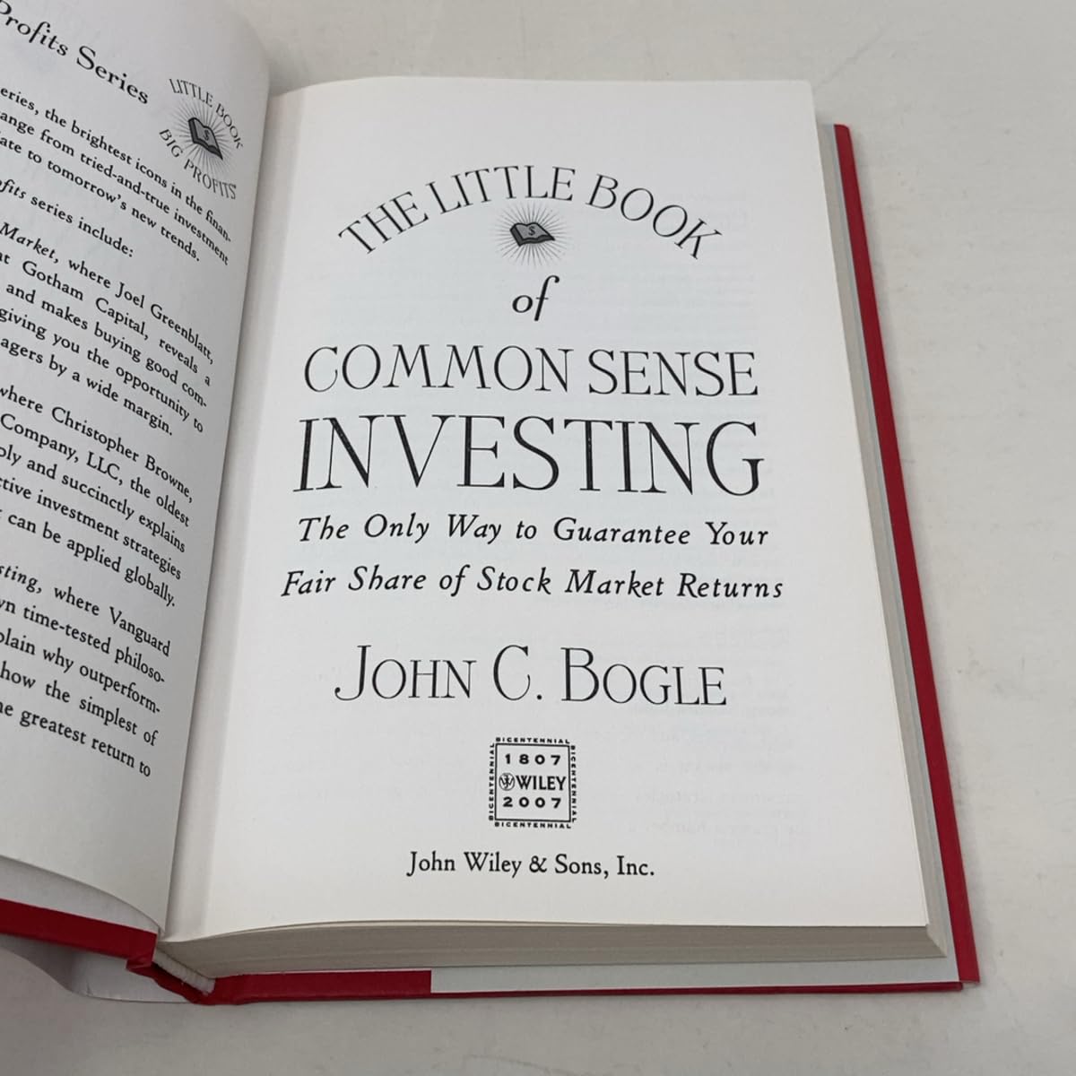 The Little Book of Common Sense Investing: The Only Way to Guarantee Your Fair Share of Stock Market Returns,Used