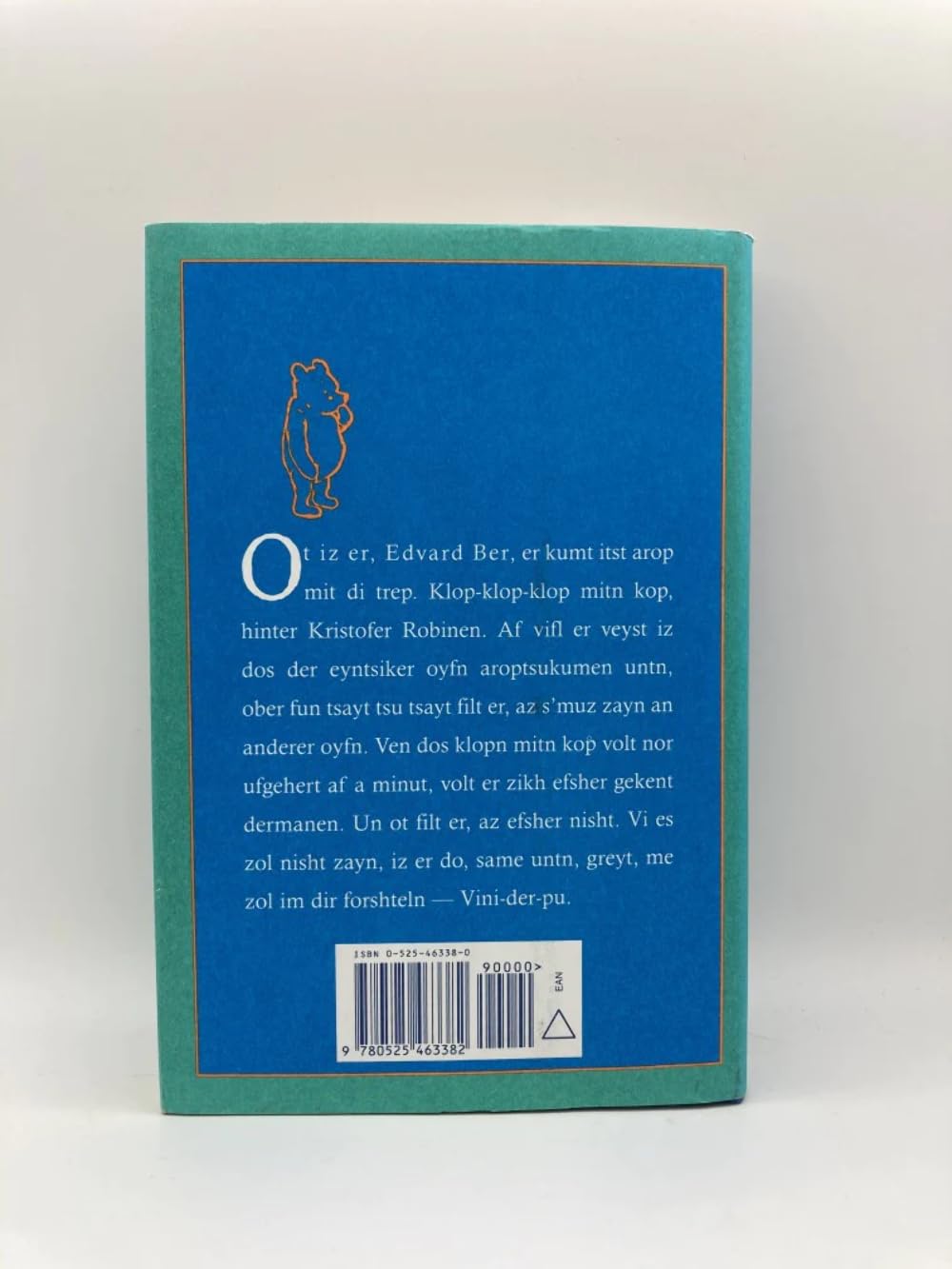 Viniderpu: A Yiddish Translation Of Winnie The Pooh,New