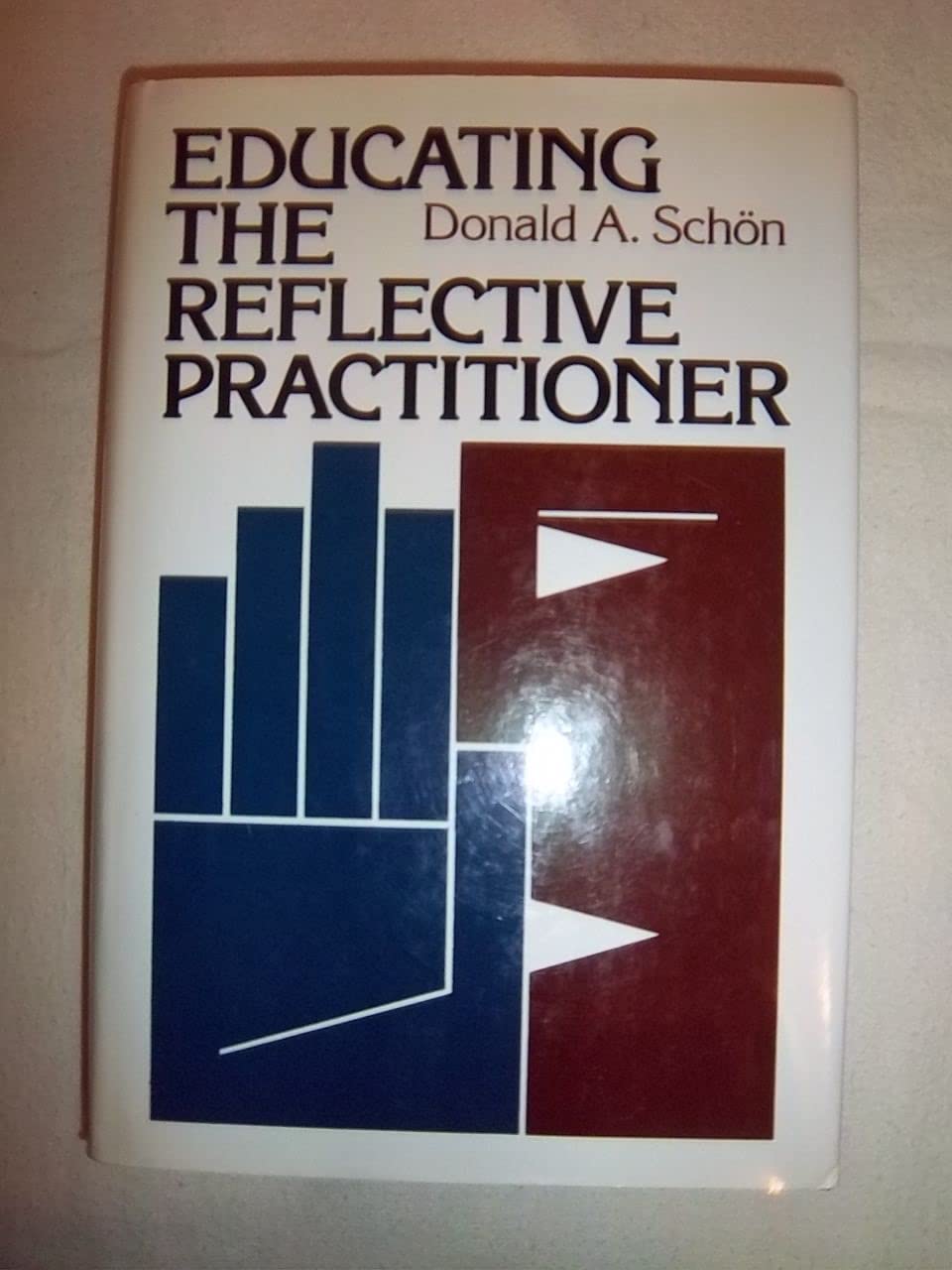 Educating the Reflective Practitioner: Toward a New Design for Teaching and Learning in the Professions (Jossey Bass Higher & Ad,Used