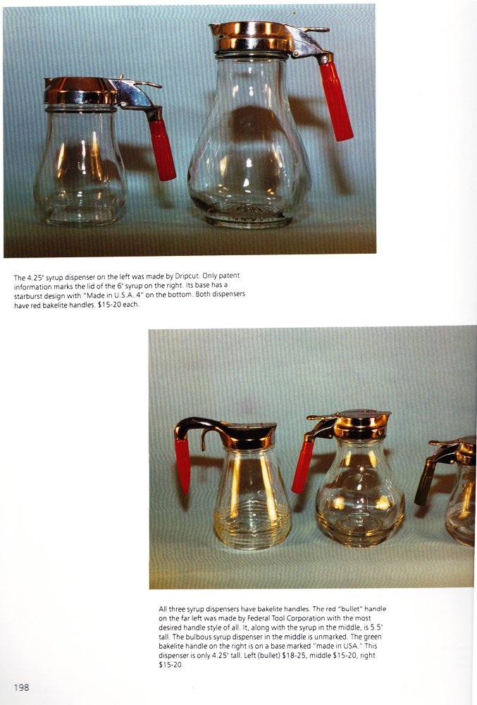 The Complete Book of Kitchen Collecting: With Values (Schiffer Book for Collectors With Value Guide),Used