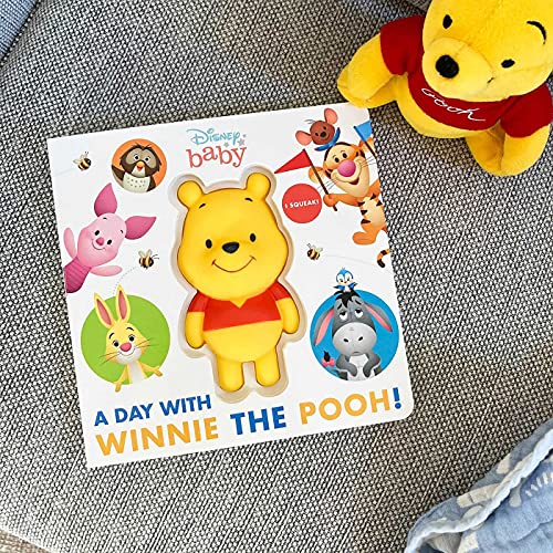 Disney Baby: A Day with Winnie the Pooh! (Squeeze & Squeak),Used