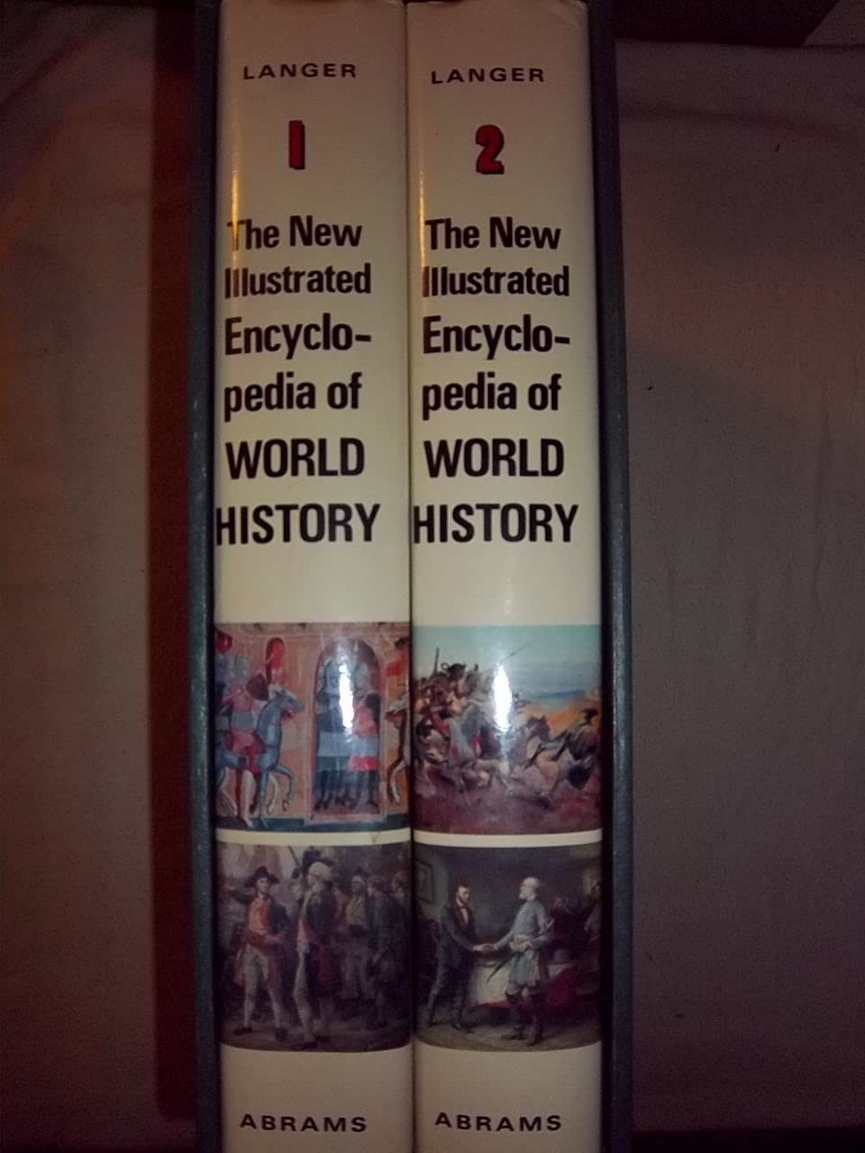 The new illustrated encyclopedia of world history,Used