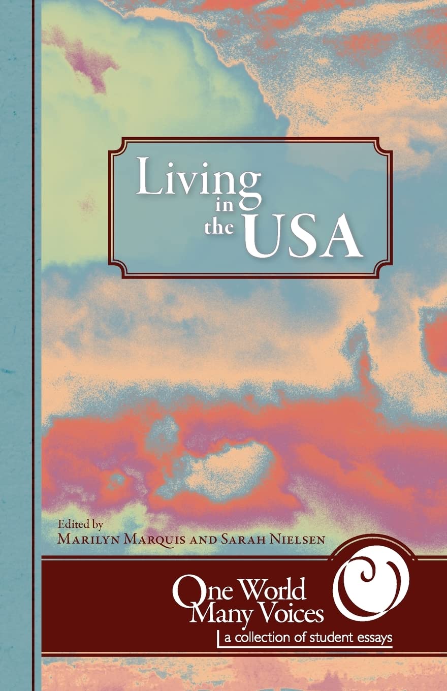 One World Many Voices: Living In The Usa,Used