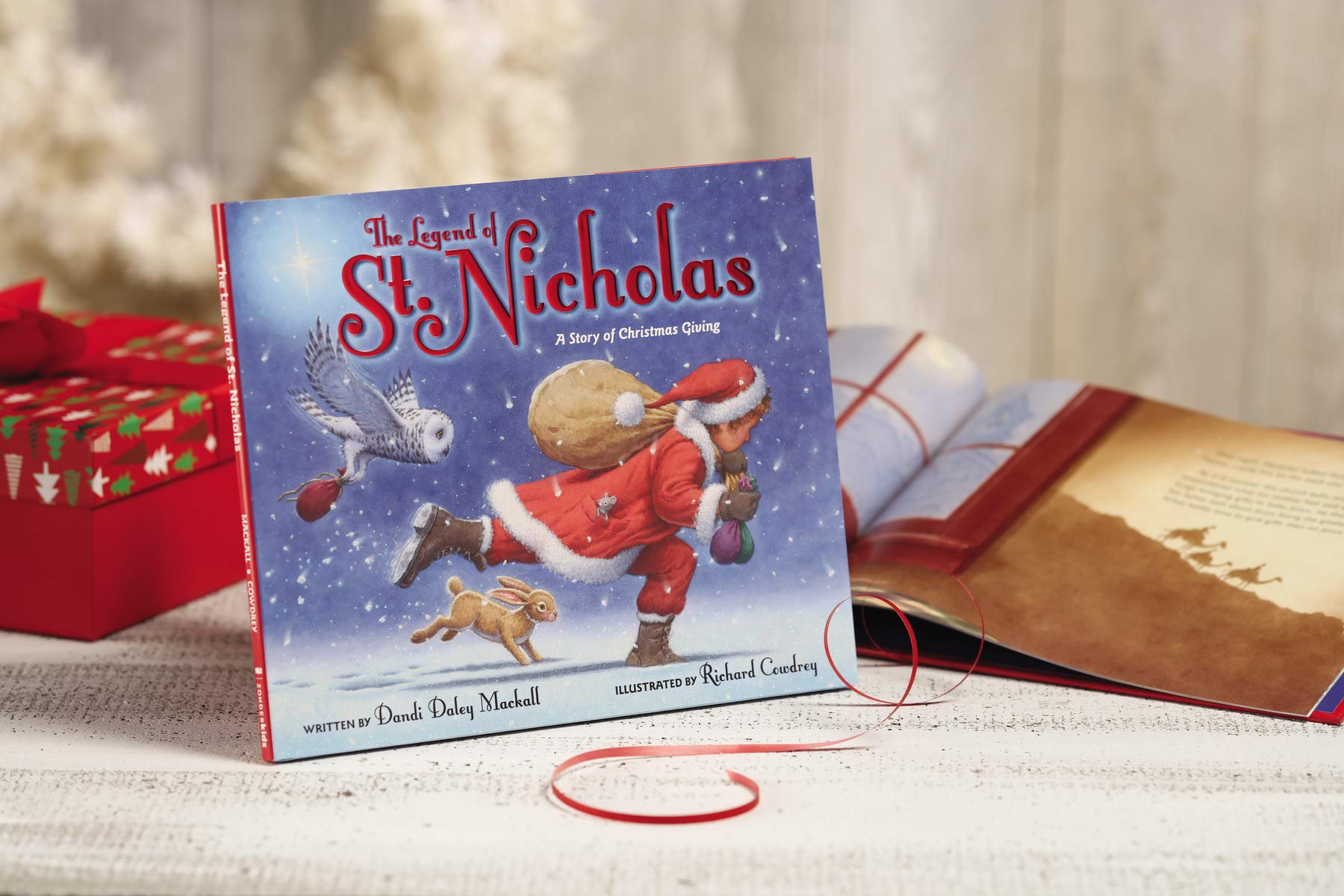 The Legend Of St. Nicholas: A Story Of Christmas Giving,New