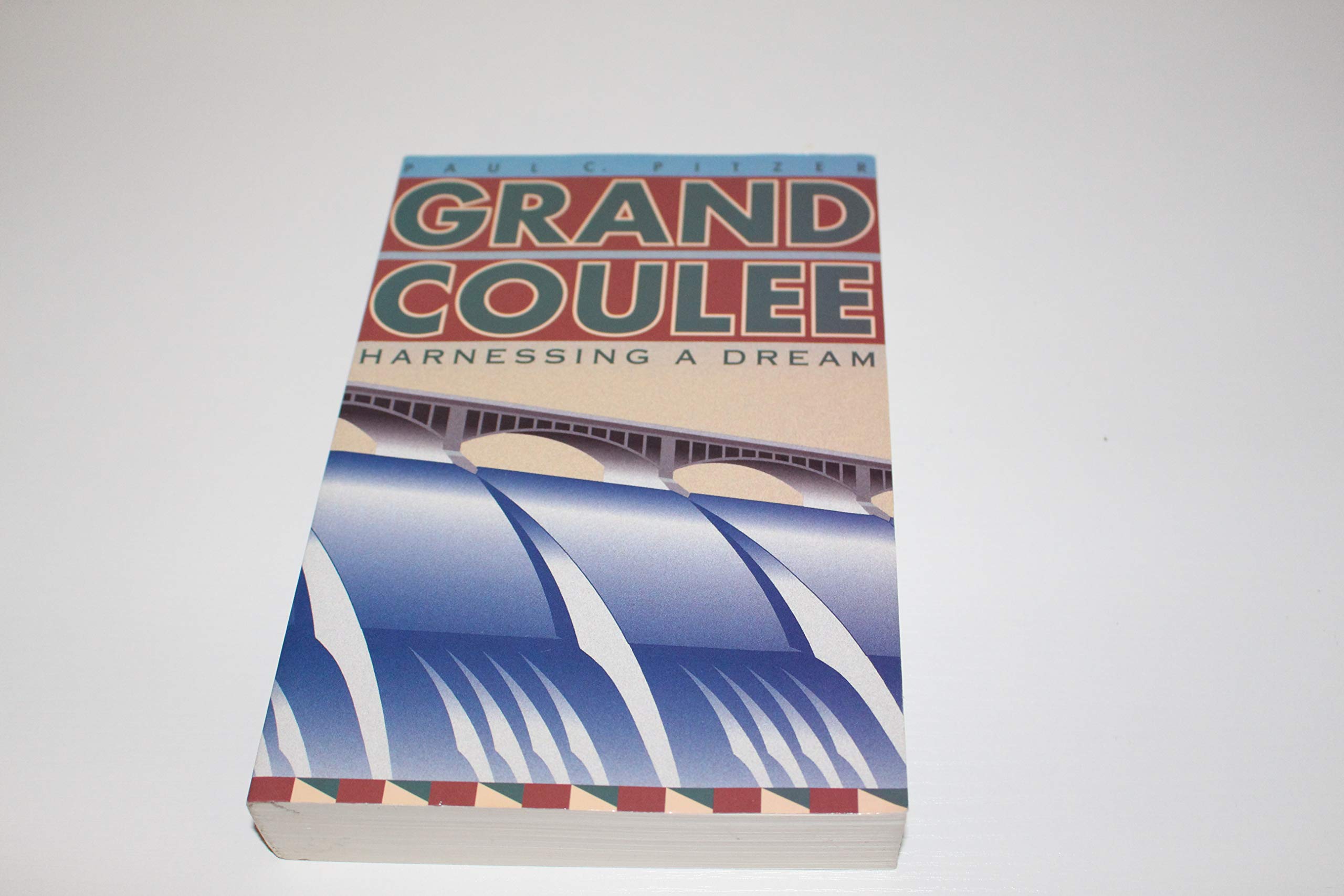 Grand Coulee: Harnessing a Dream,New