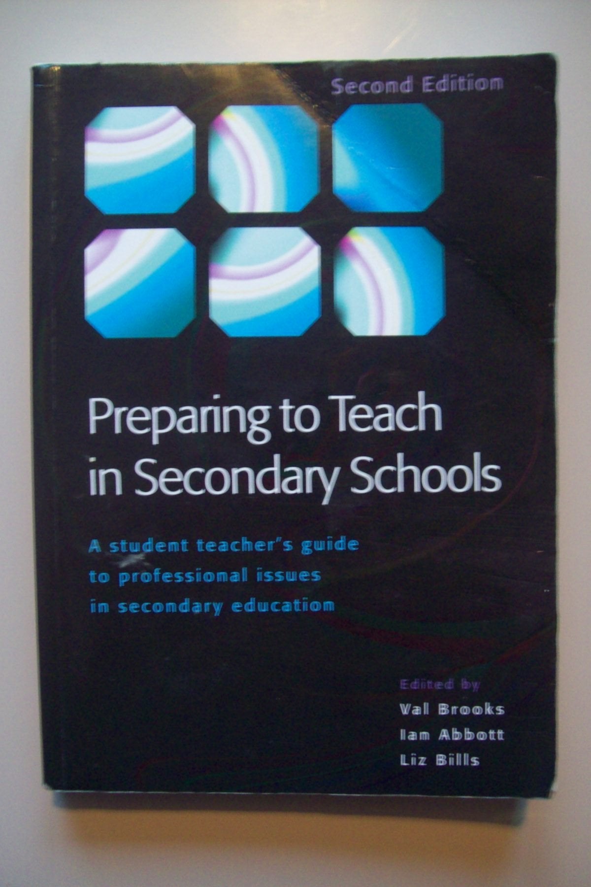 Preparing to Teach in Secondary Schools,Used