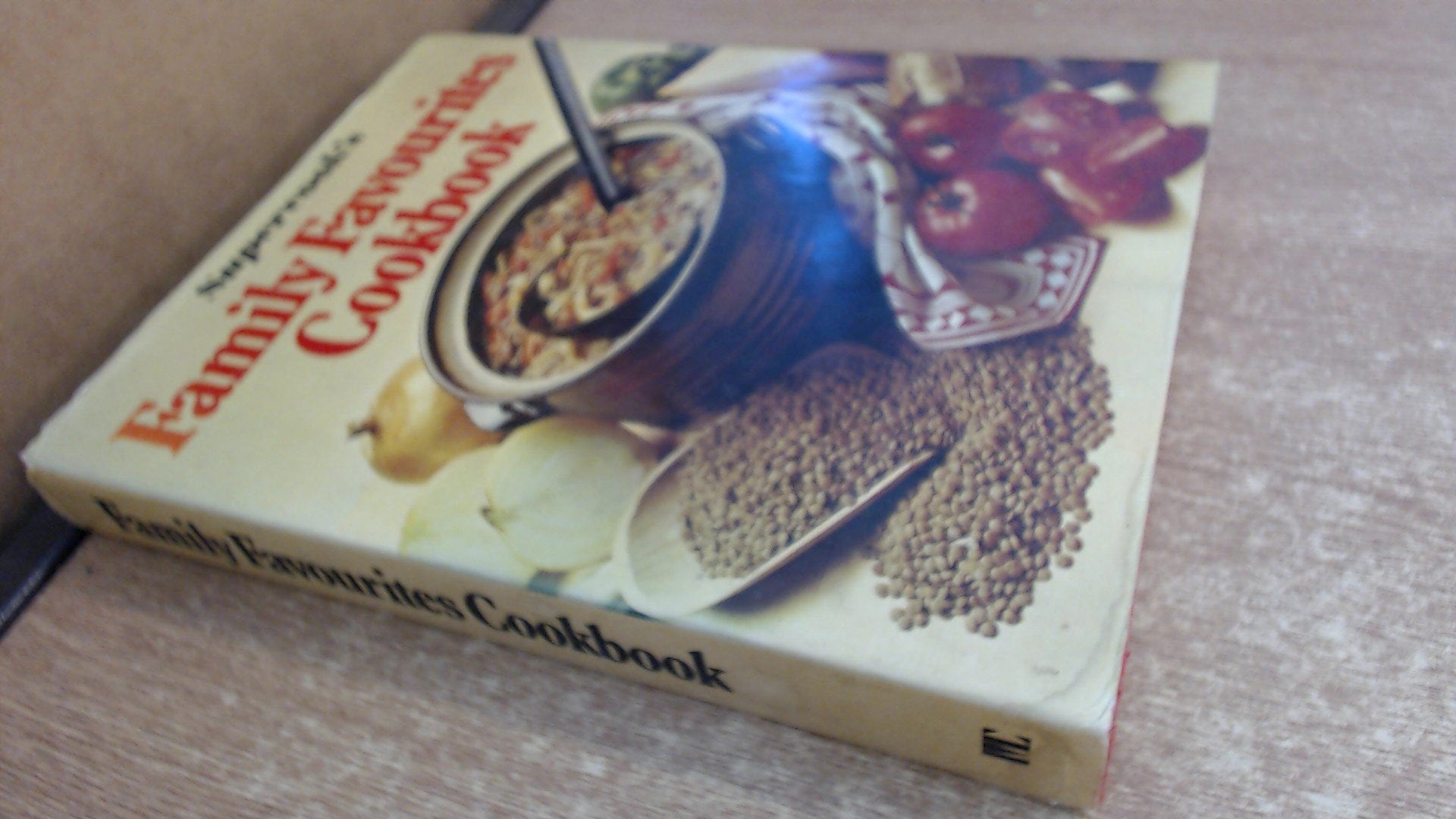 Supercook's Family Favorite Cookbook,Used