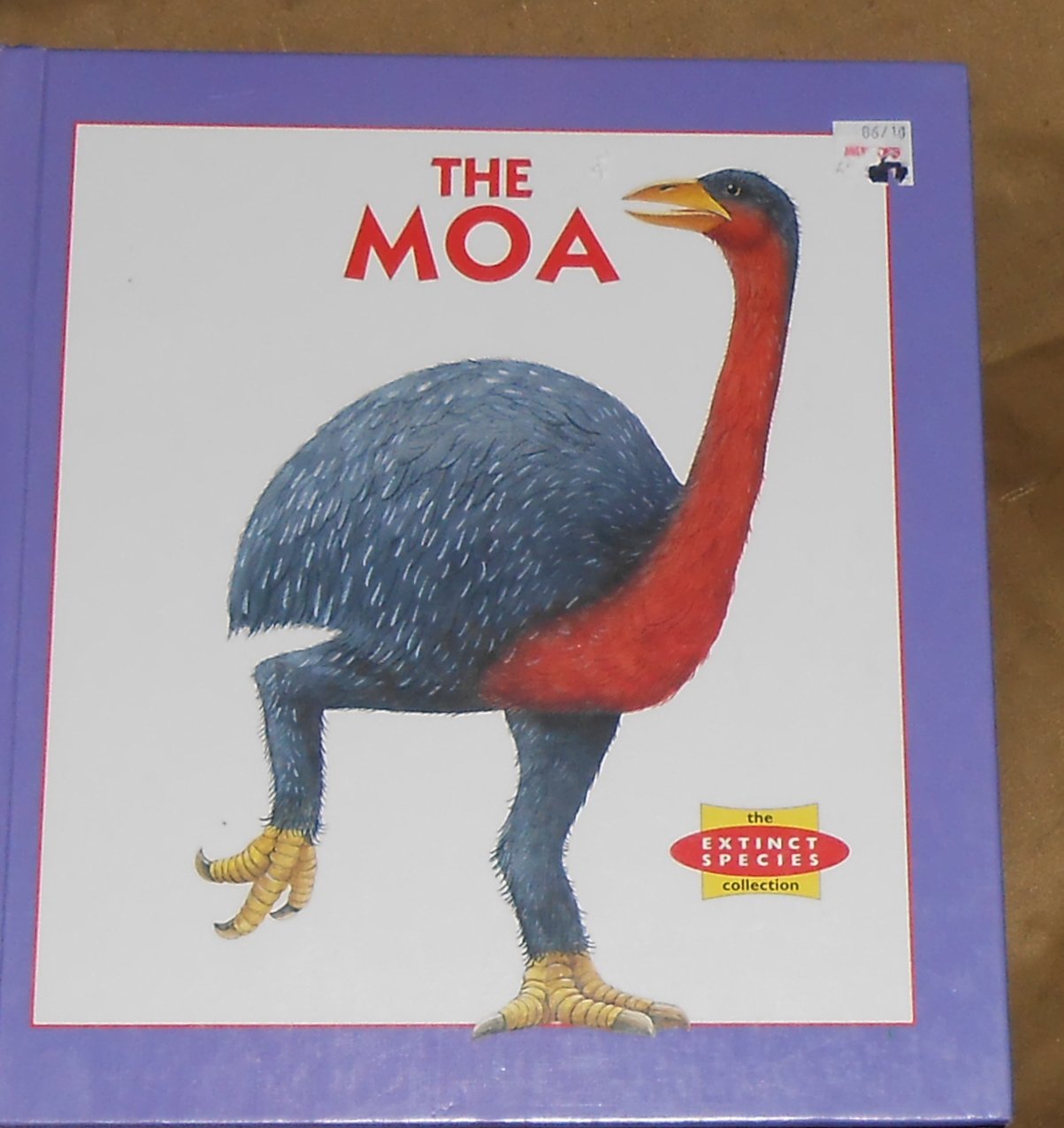 The Moa (The Extinct Species Collection),Used