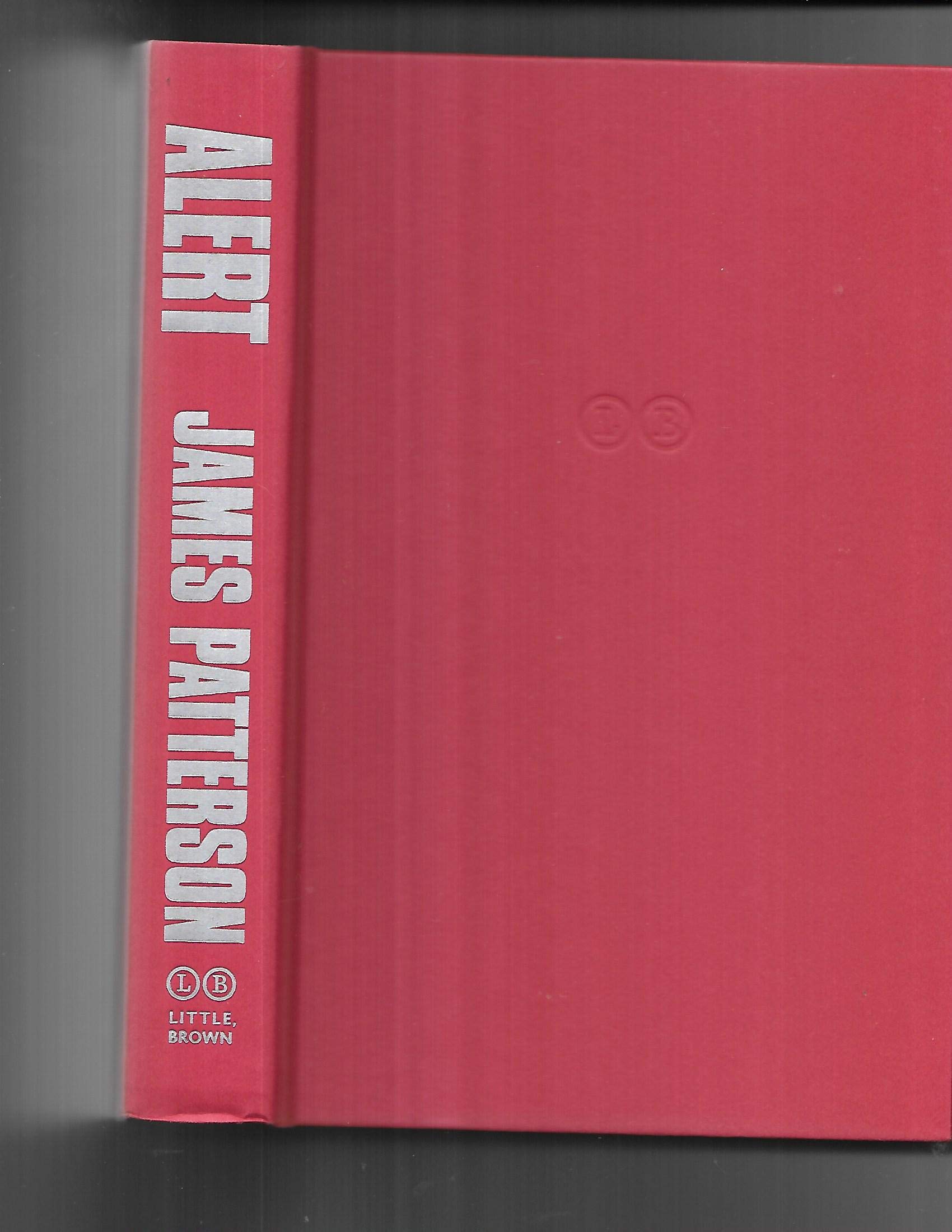 Alert (A Michael Bennett Thriller, 8),Used