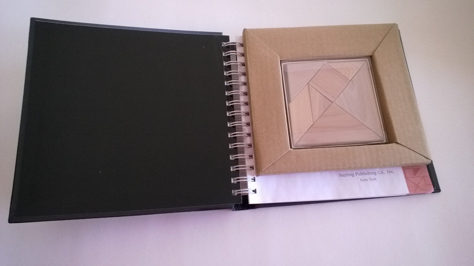 Tangram Puzzles: 500 Tricky Shapes to Confound & Astound/ Includes Deluxe Wood Tangrams,Used