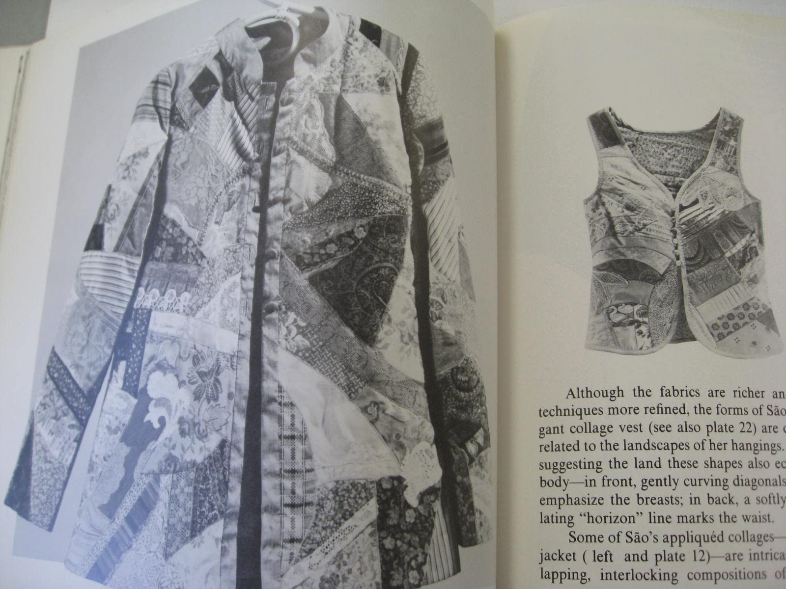 Wearable Art: Innovative Designs for Clothing and Fibers,Used