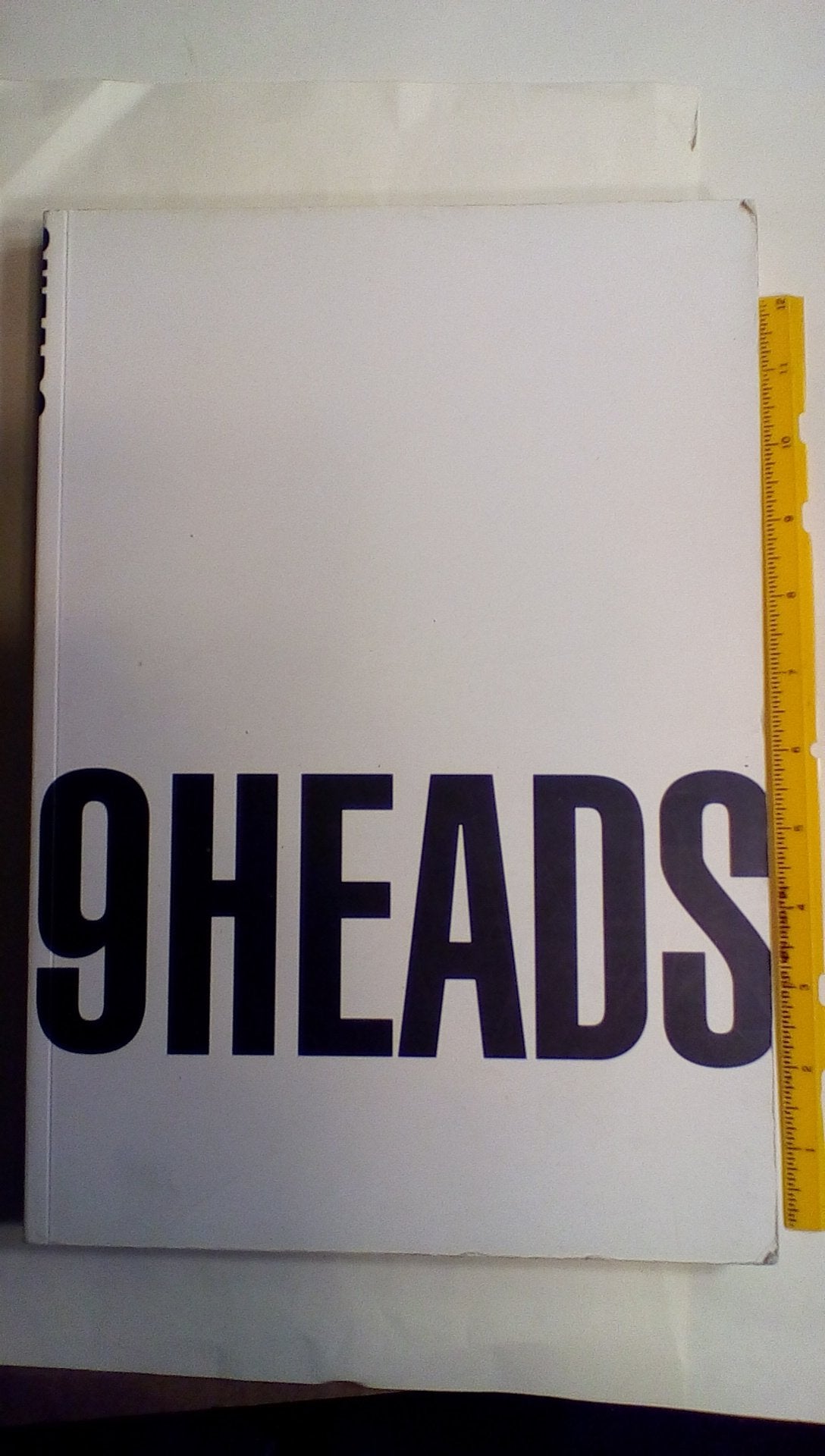 9 Heads: A Guide To Drawing Fashion,Used