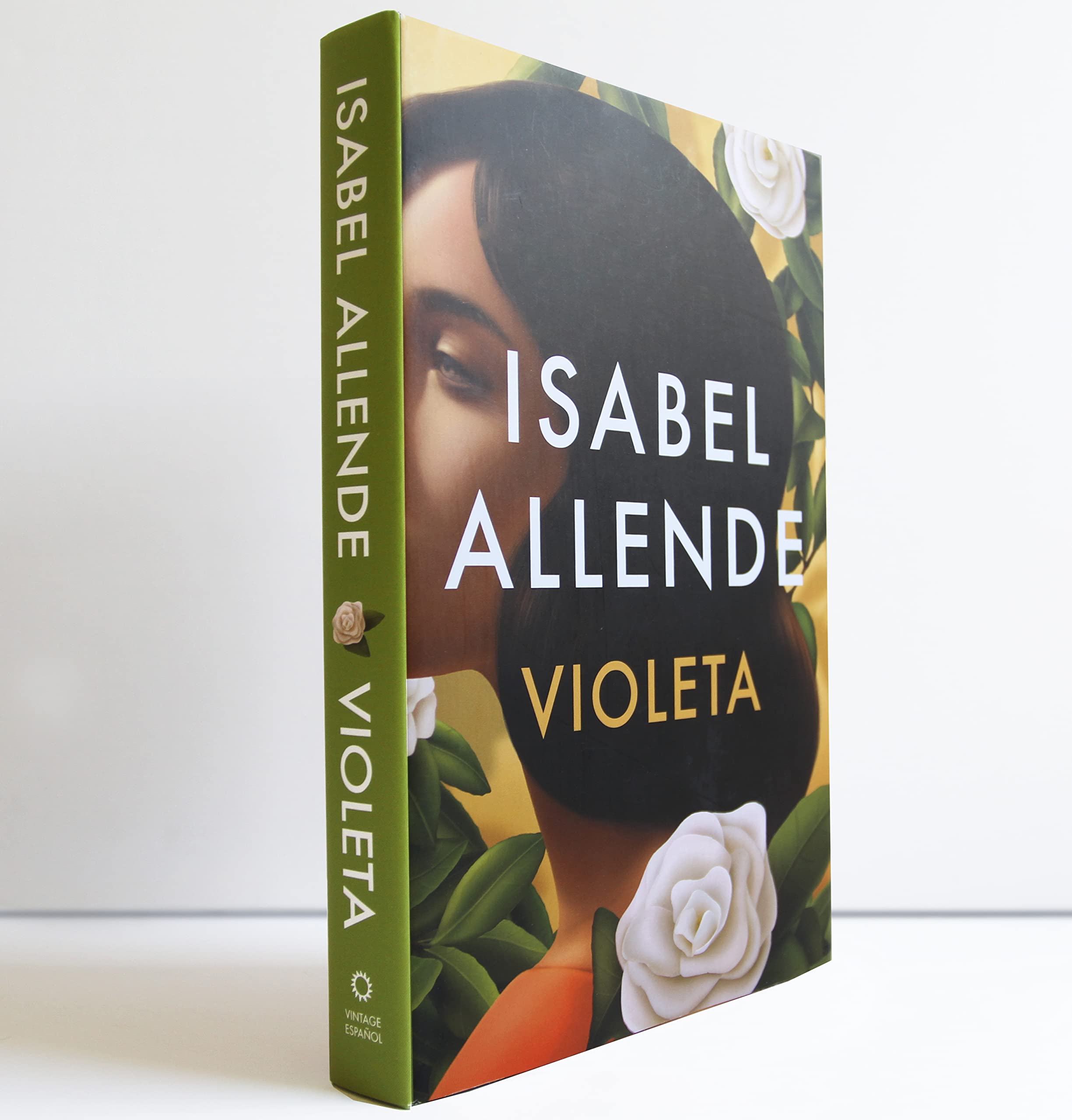 Violeta (Spanish Edition),Used