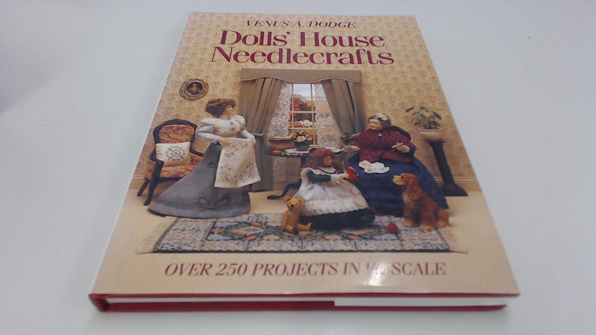 Dolls' House Needlecrafts: Over 250 Projects In 1/12 Scale,New