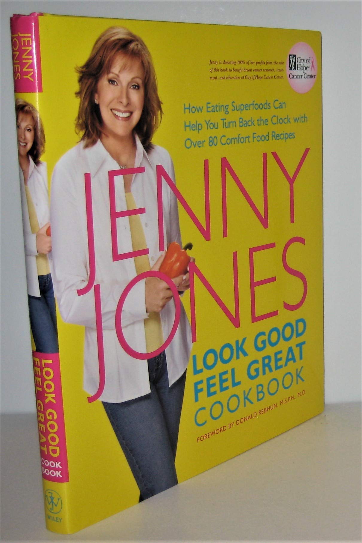 Look Good, Feel Great Cookbook : How Eating Superfoods Can Help You Turn Back the Clock with Over 80 Comfort Food Recipes,Used