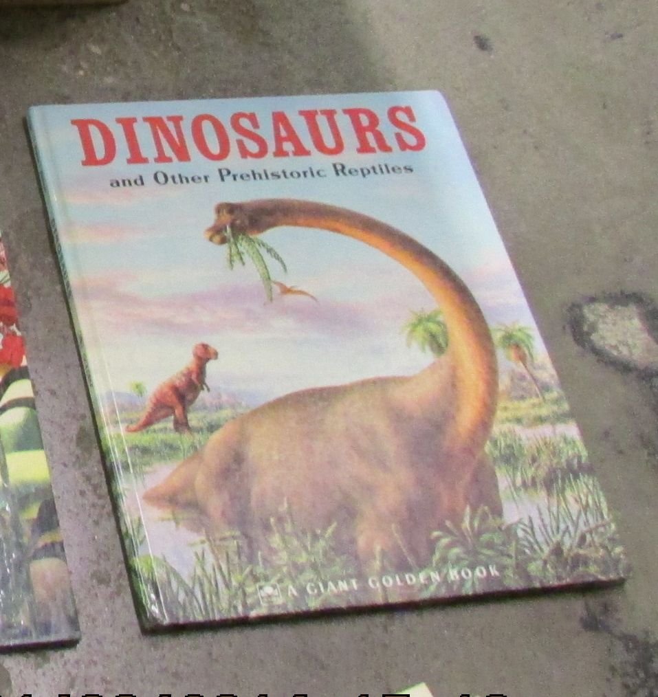 Giant Golden Book of Dinosaurs and Other Prehistoric Reptiles,New