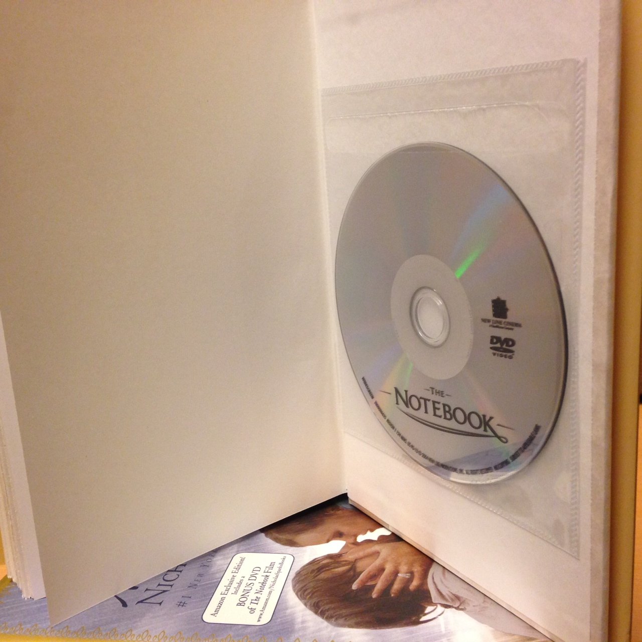 The Notebook Exclusive Hardcover Edition with DVD,Used