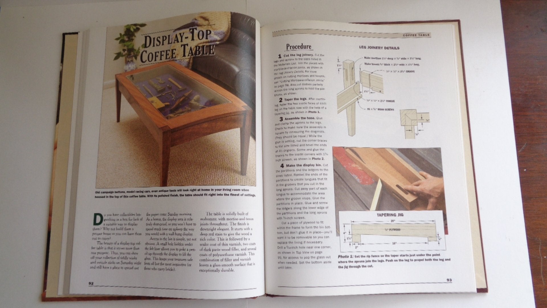 Applying Finishes: Techniques, Tips, and ProblemSolving Tricks (Woodworking Series),Used