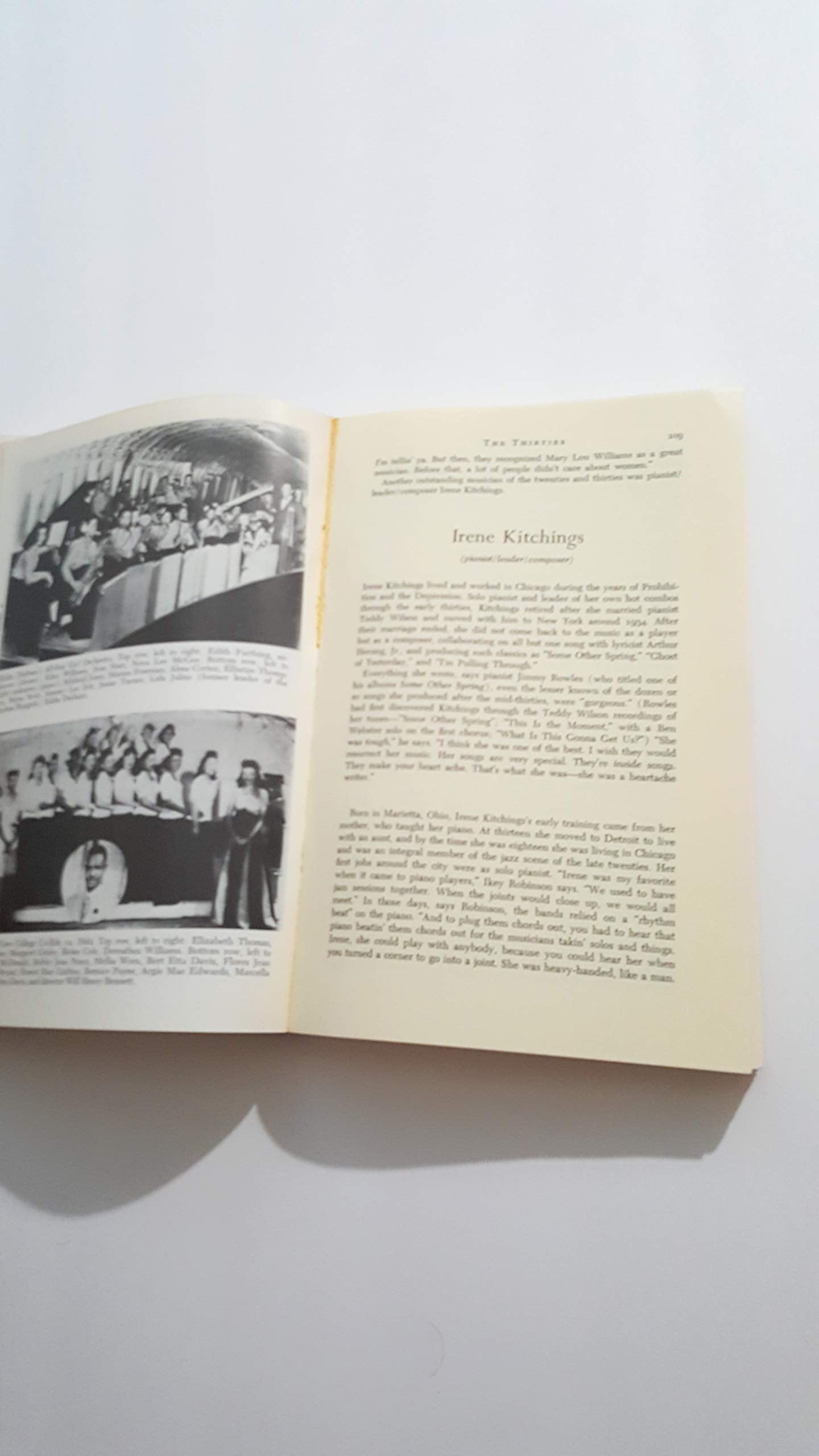 American Women in Jazz: 1900 to the Present : Their Words, Lives, and Music,Used