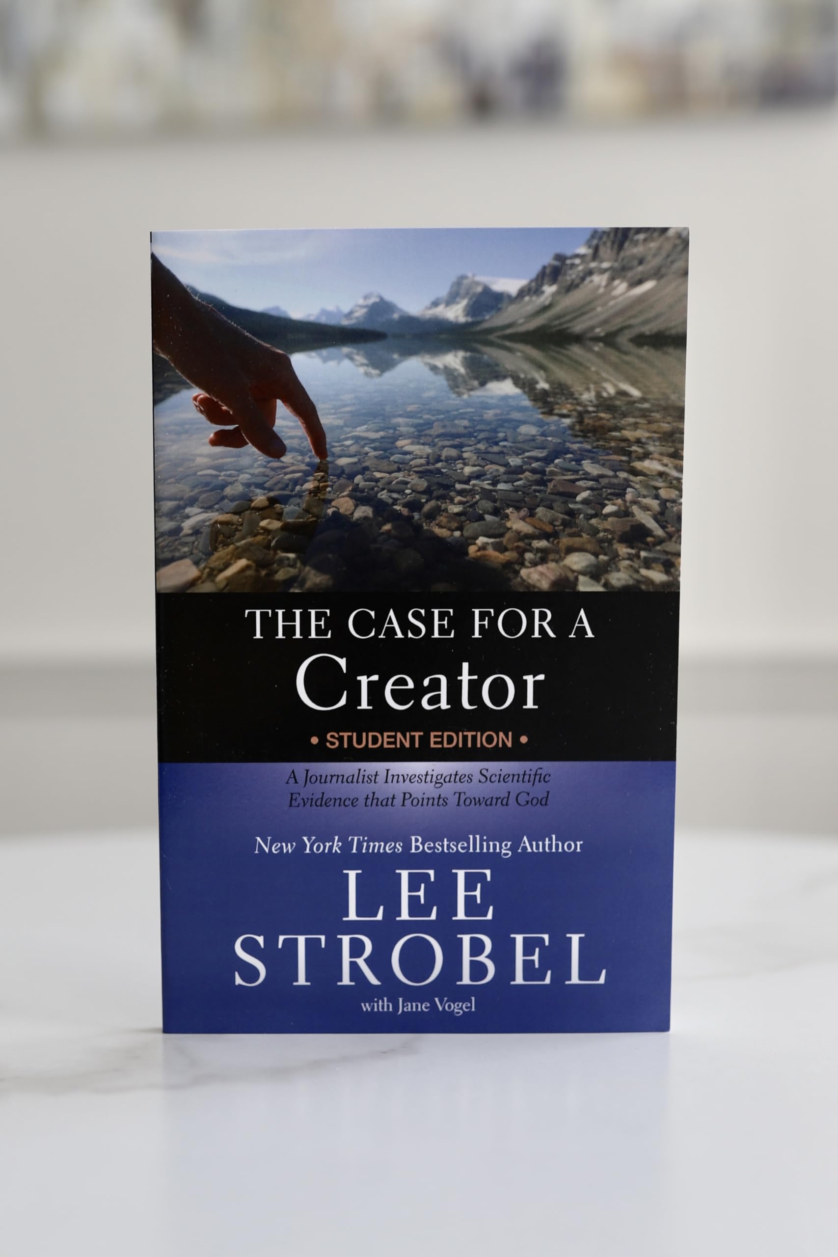 The Case for a Creator Student Edition: A Journalist Investigates Scientific Evidence that Points Toward God (Case for  Series f,Used
