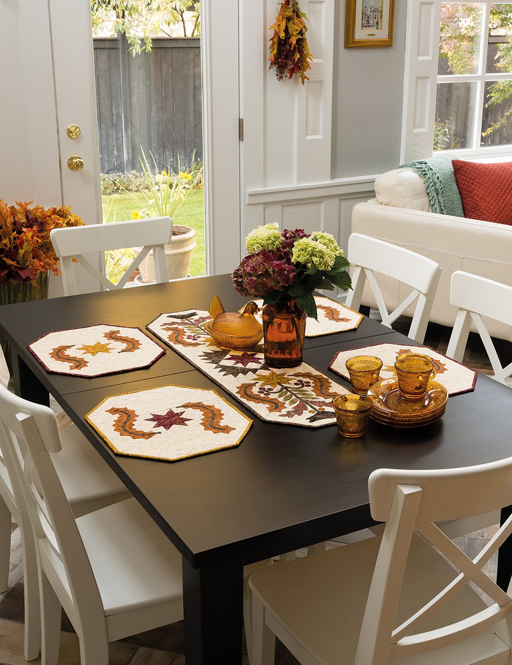 Simple Harvest: A Bounty of Scrappy Quilts and More,Used