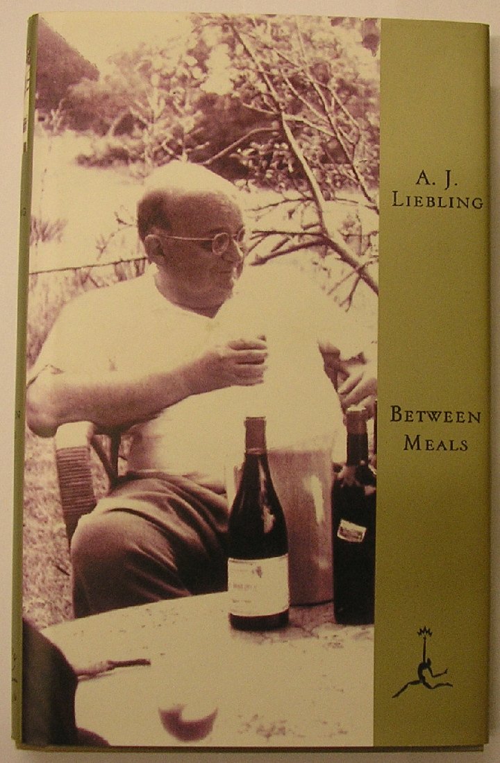Between Meals: An Appetite For Paris (Modern Library),Used