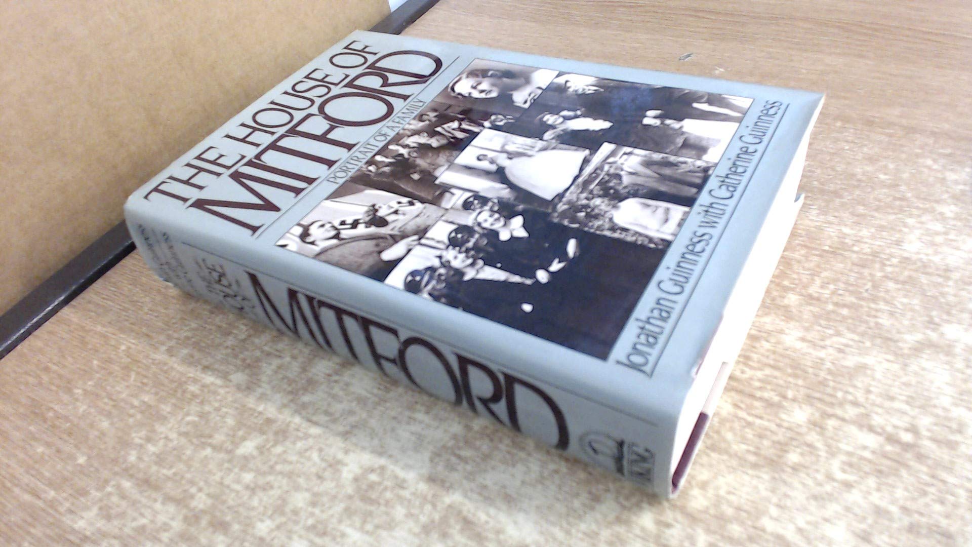 House Of Mitford : Portrait Of A Family,Used