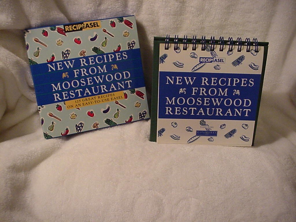 New Recipes From Moosewood Restaurant: 125 Great Recipes On An Easytouse Easel (Recipeasel),Used