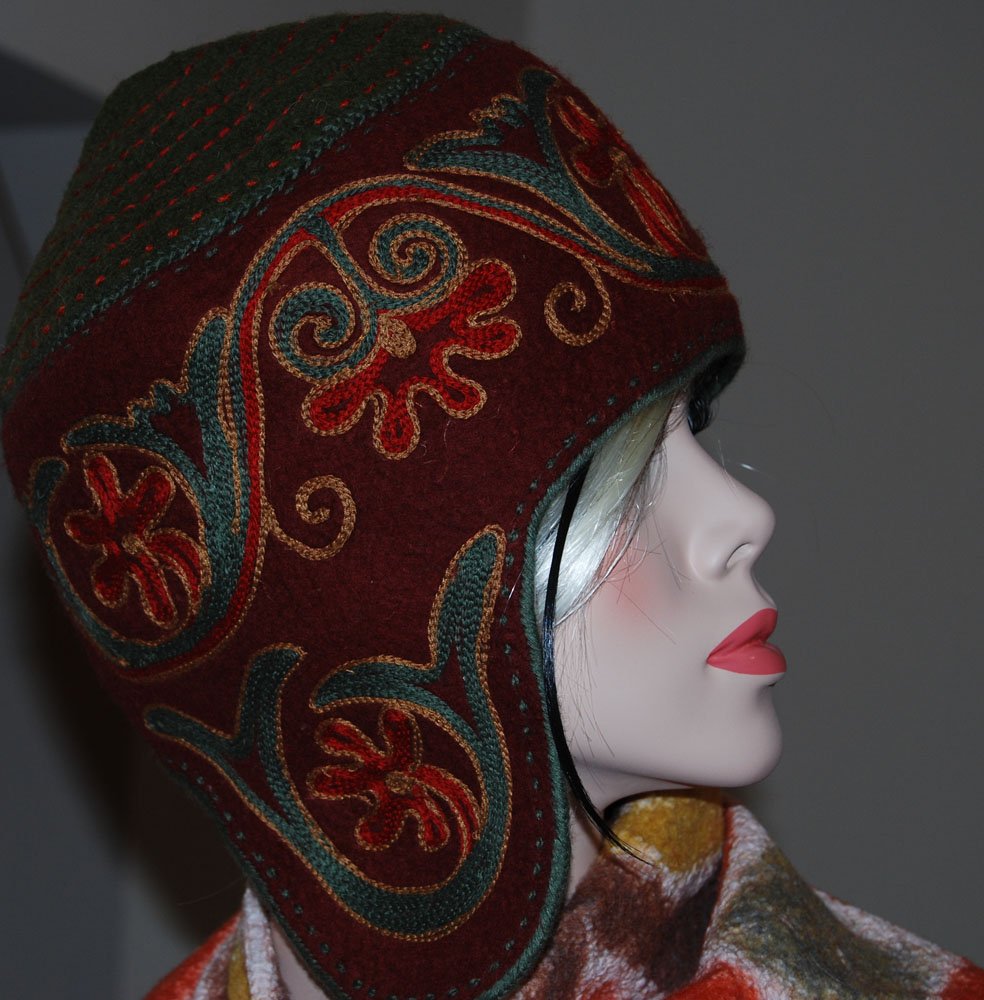 Fabulous Felt Hats: Dazzling Designs from Handmade Felt,Used