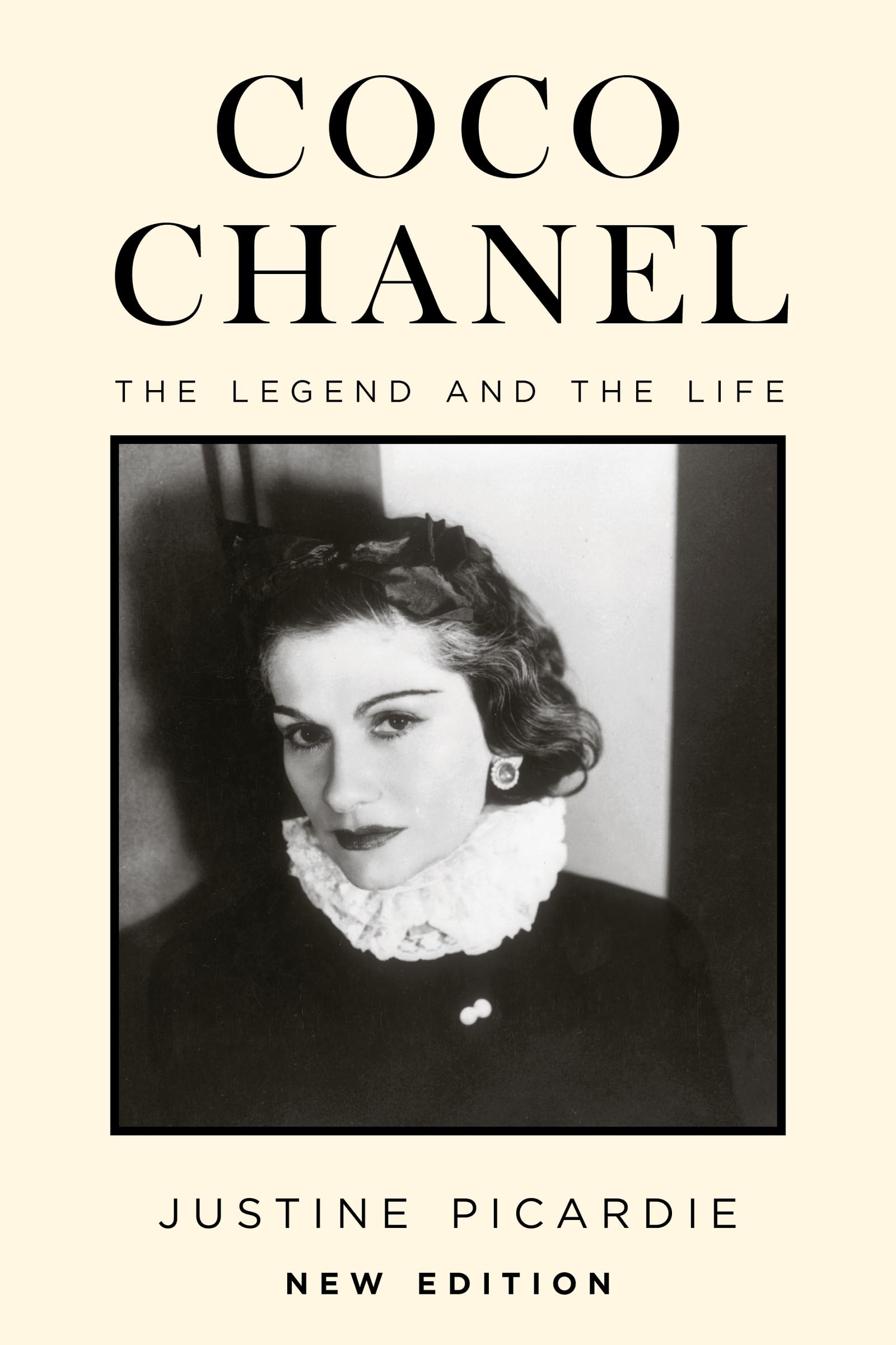 Coco Chanel, New Edition: The Legend And The Life,New