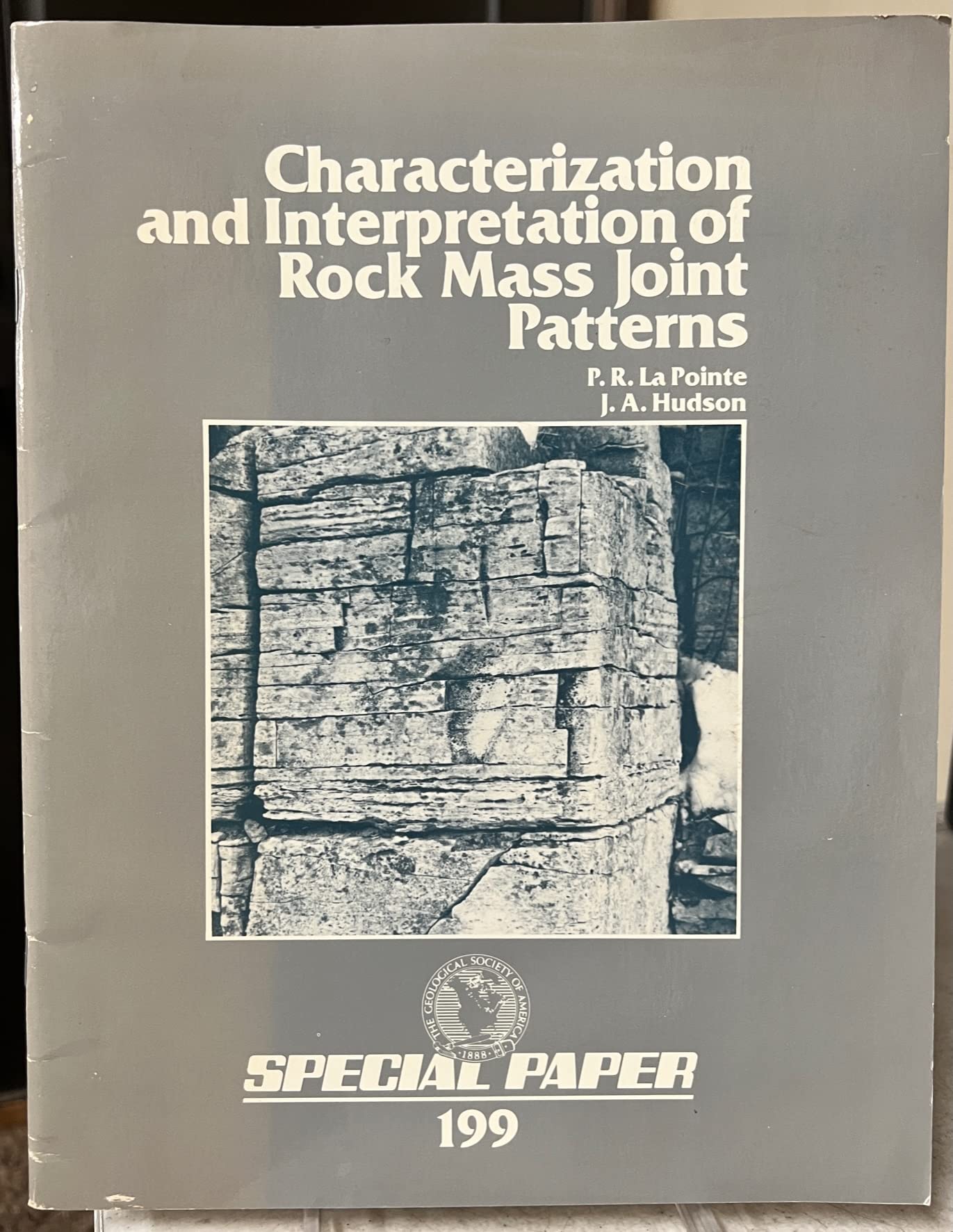 Characterization and Interpretation of Rock Mass Joint Patterns (SPECIAL PAPER (GEOLOGICAL SOCIETY OF AMERICA)),Used