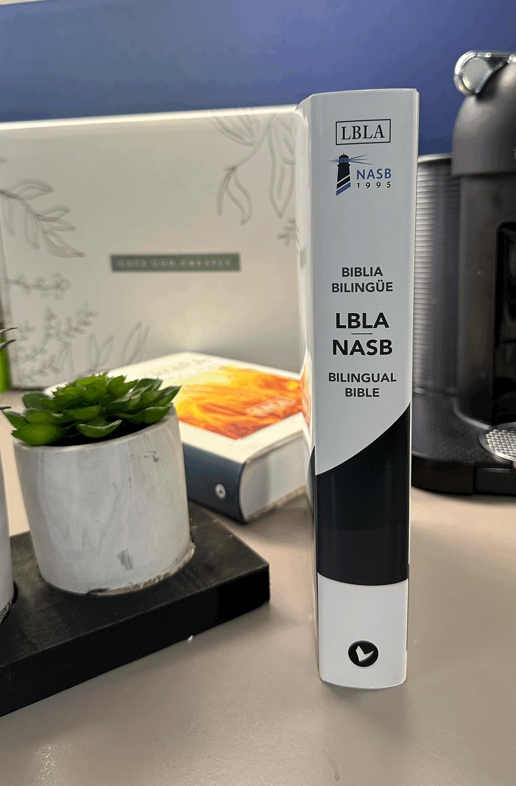 NASB/LBLA, Bilingual Bible, Hardcover / NASB/LBLA, Biblia Bilinge, Tapa dura (Spanish Edition),Used