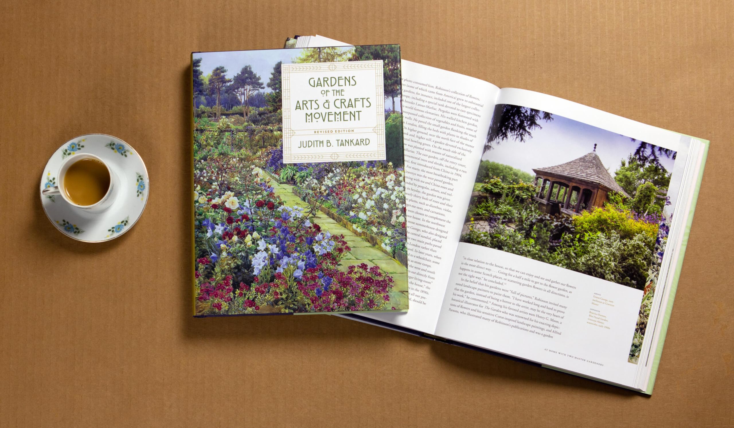 Gardens Of The Arts And Crafts Movement,Used