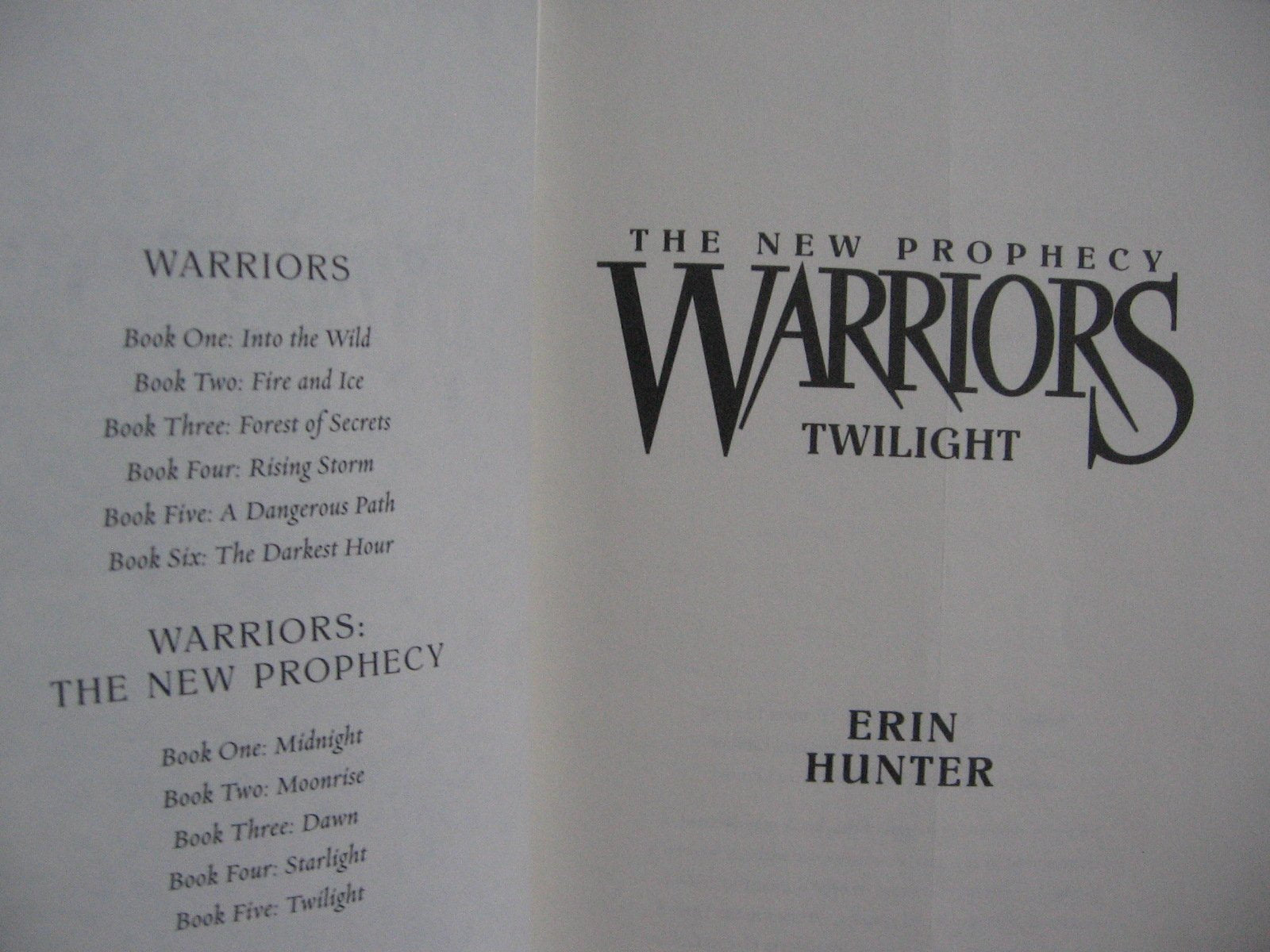 Twilight & Sunset (Warriors: The New Prophecy, #5 and #6),Used