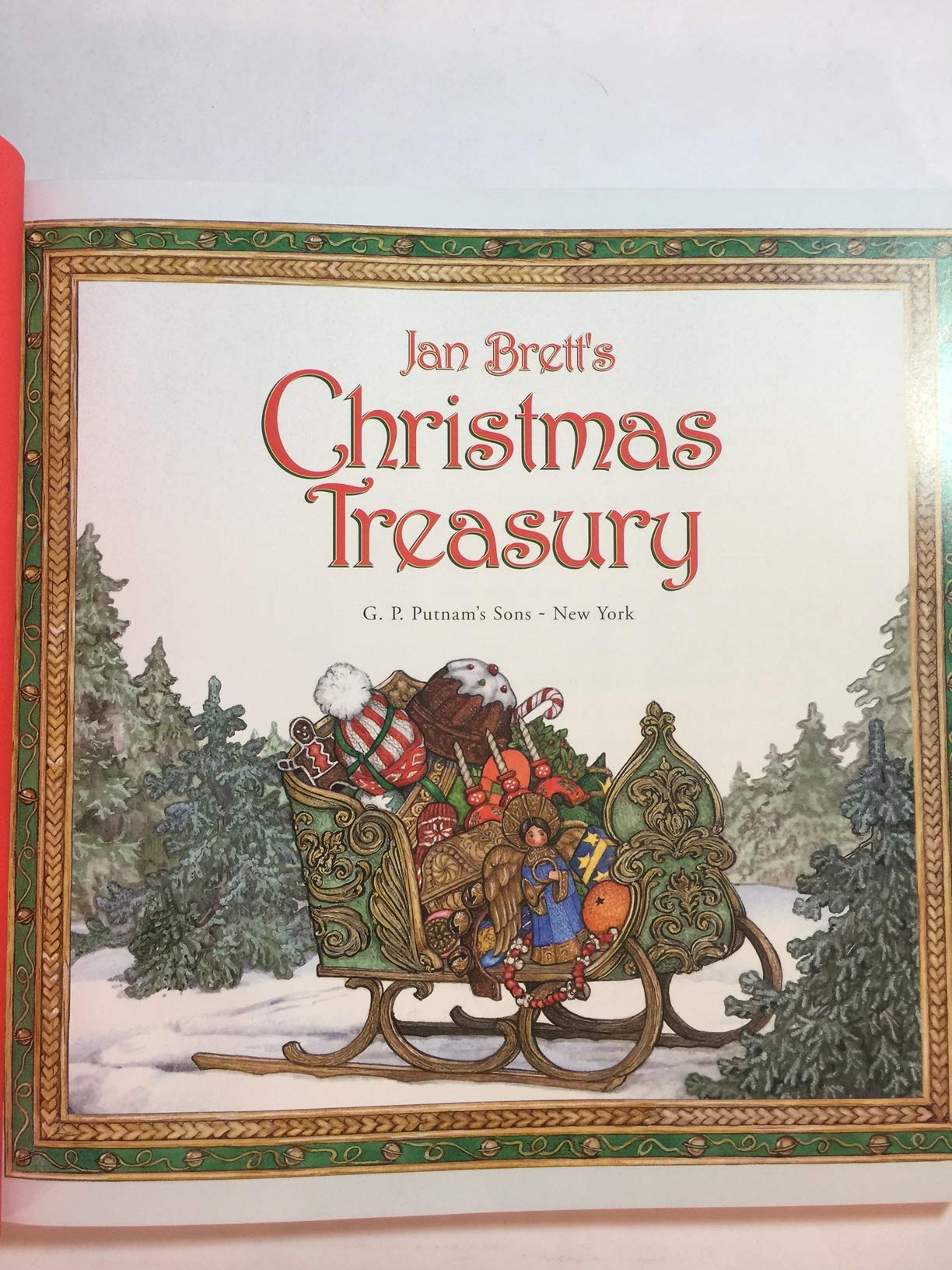 Jan Brett's Christmas Treasury,New