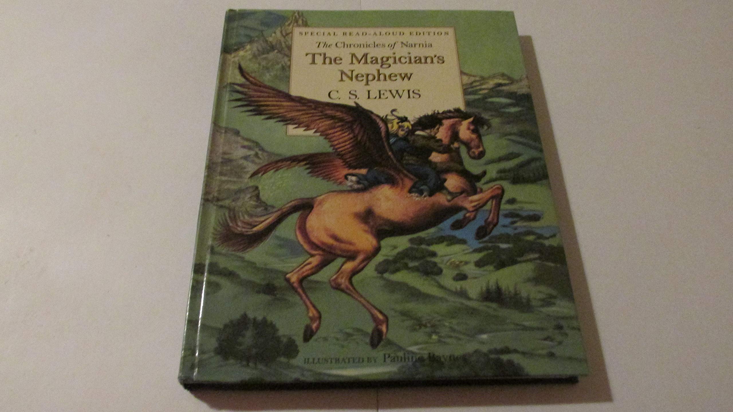 The Magician'S Nephew Readaloud Edition (Narnia),New