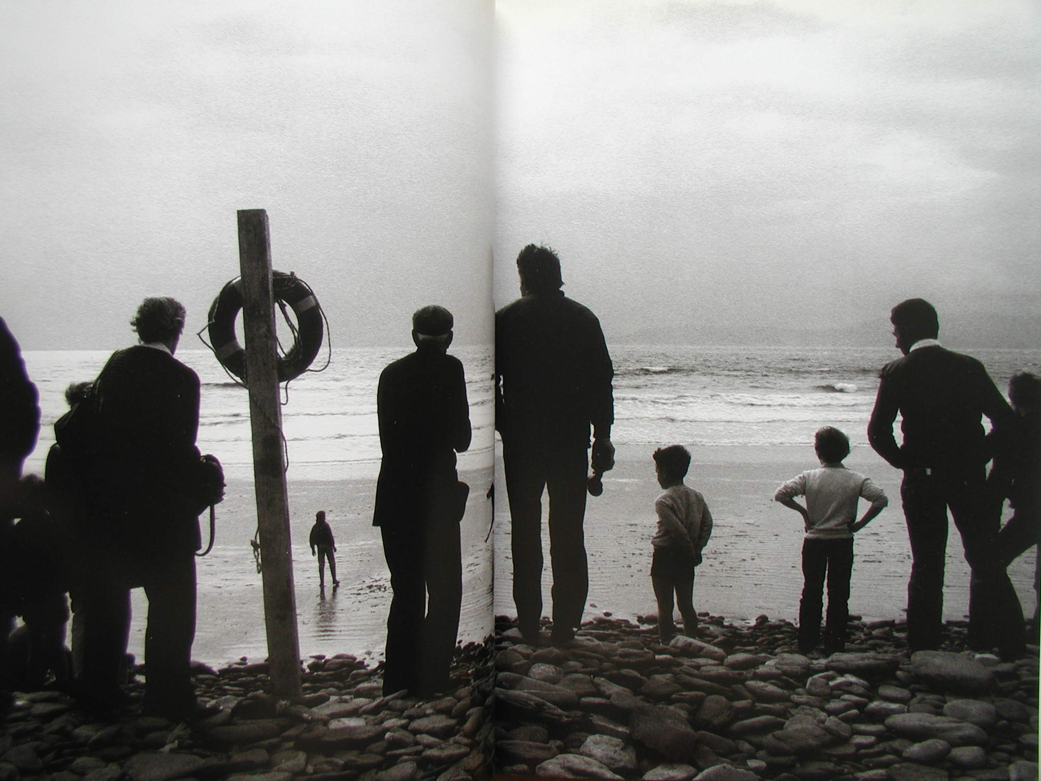 Ireland: A Troubled Mirror (APERTURE),Used