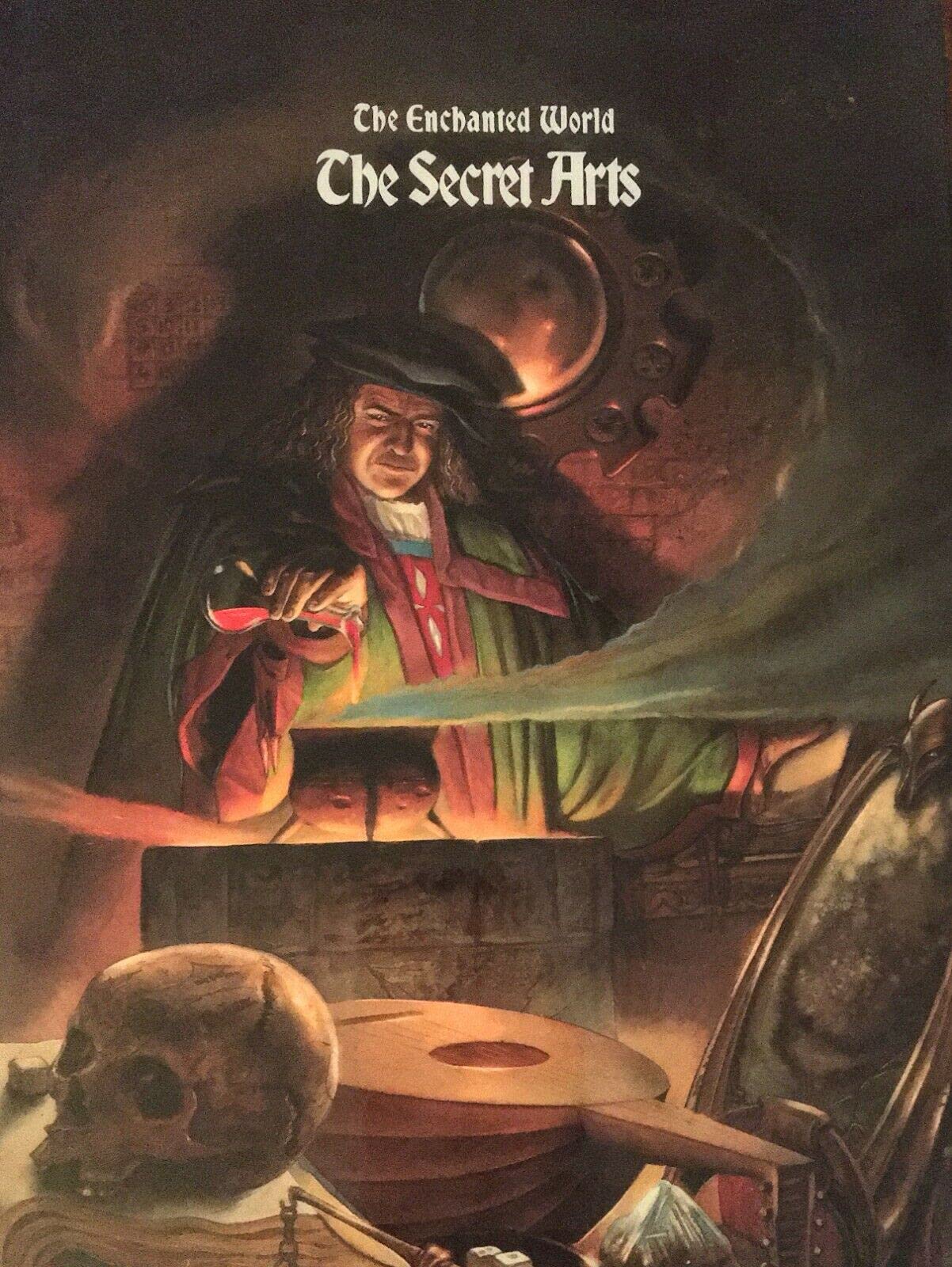 The Secret Arts (The Enchanted World),Used