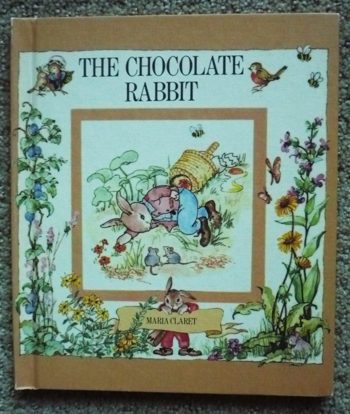 The Chocolate Rabbit (English And Spanish Edition),New