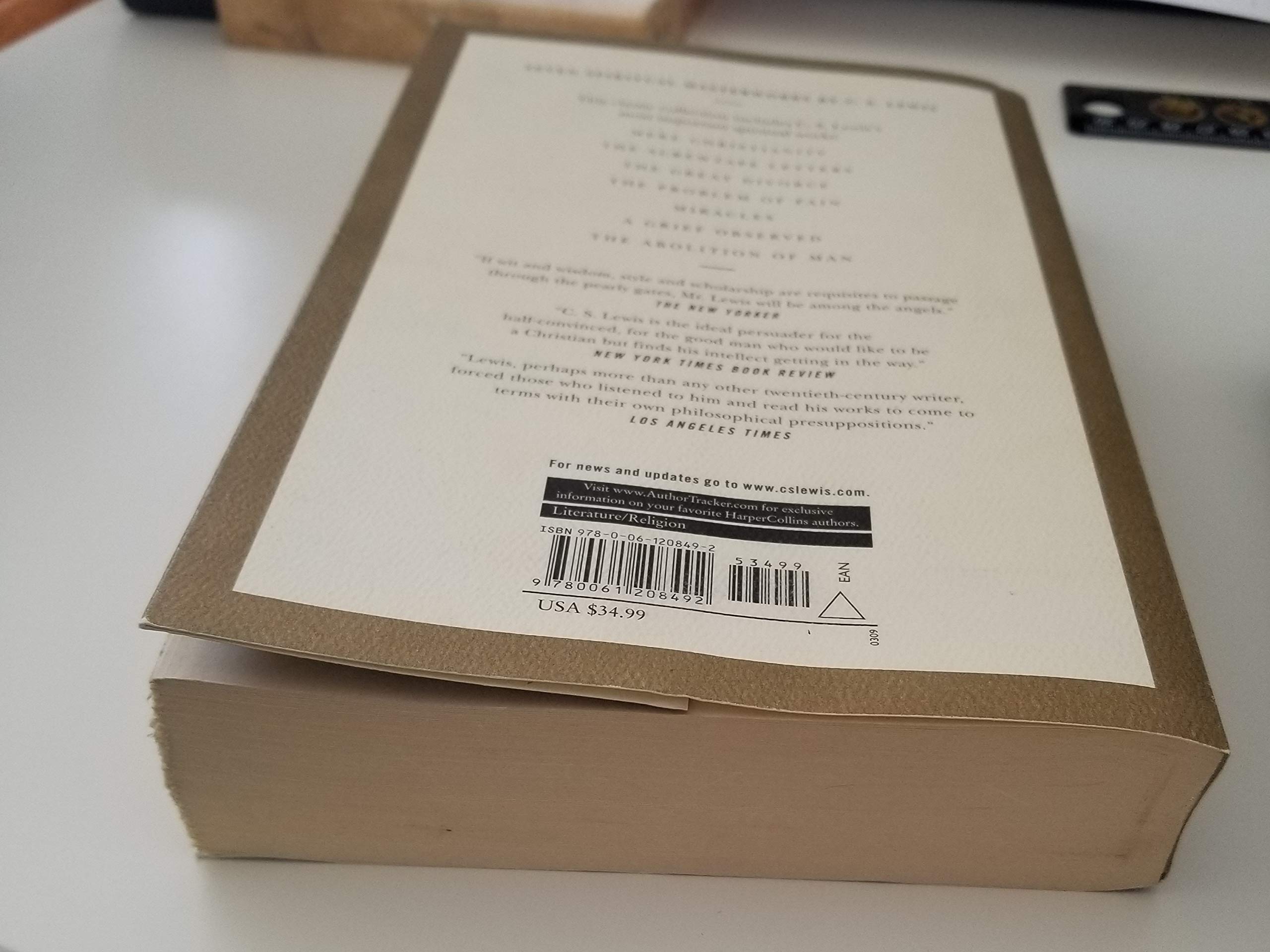 The Complete C. S. Lewis Signature Classics,Used