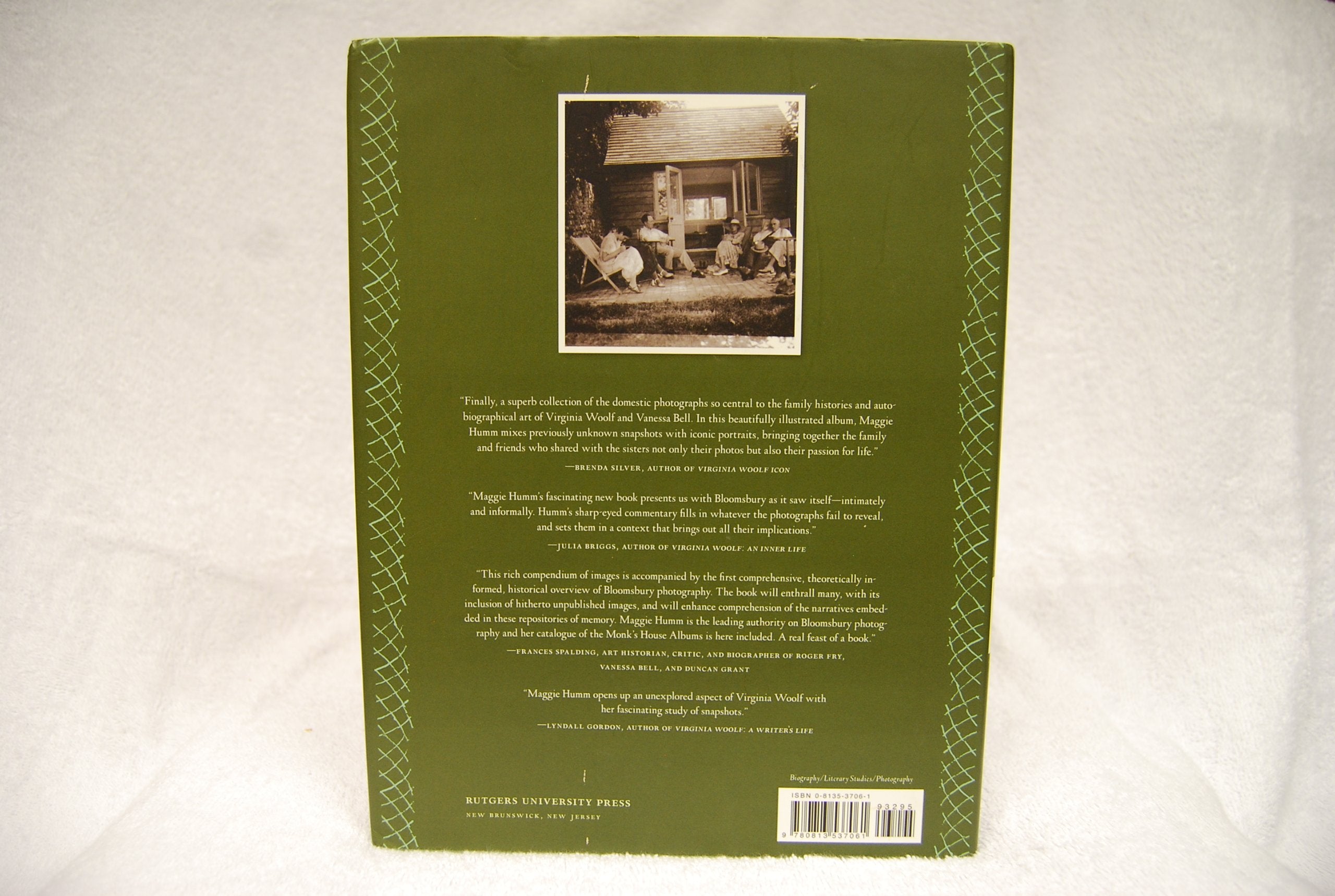 Snapshots of Bloomsbury: The Private Lives of Virginia Woolf,Used