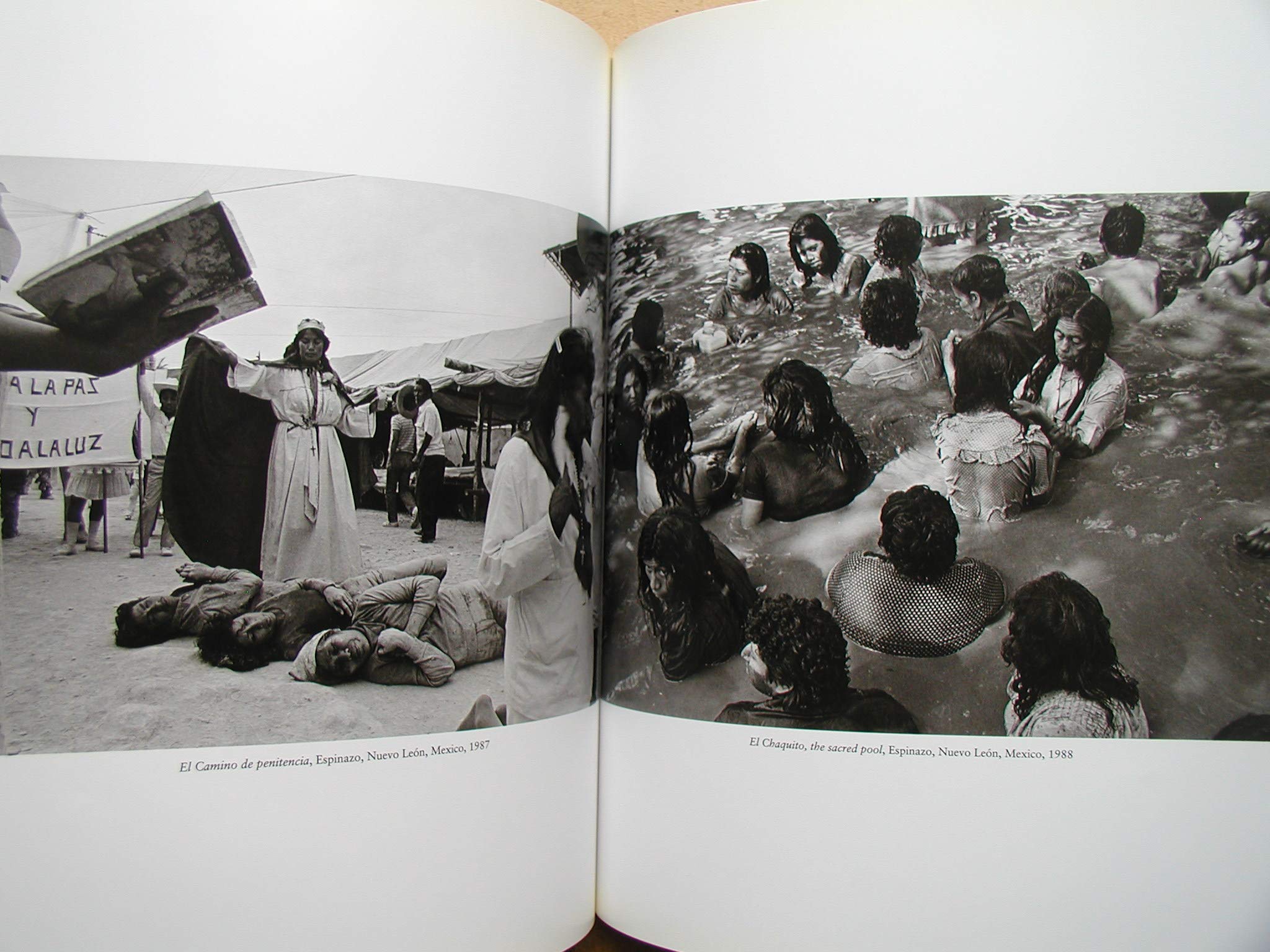 Aperture: Explorations : 10 Portfolios (Aperture 130),New