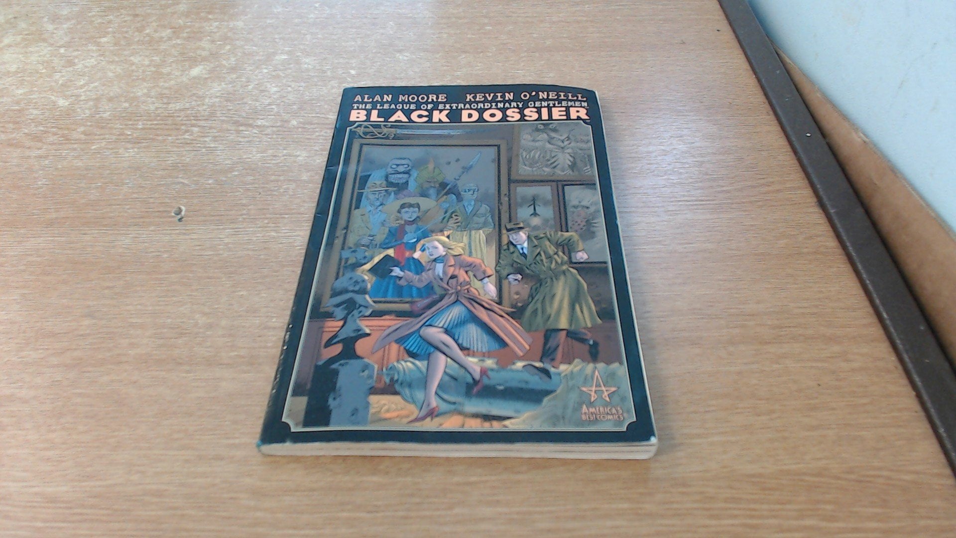 The League of Extraordinary Gentlemen: The Black Dossier,New